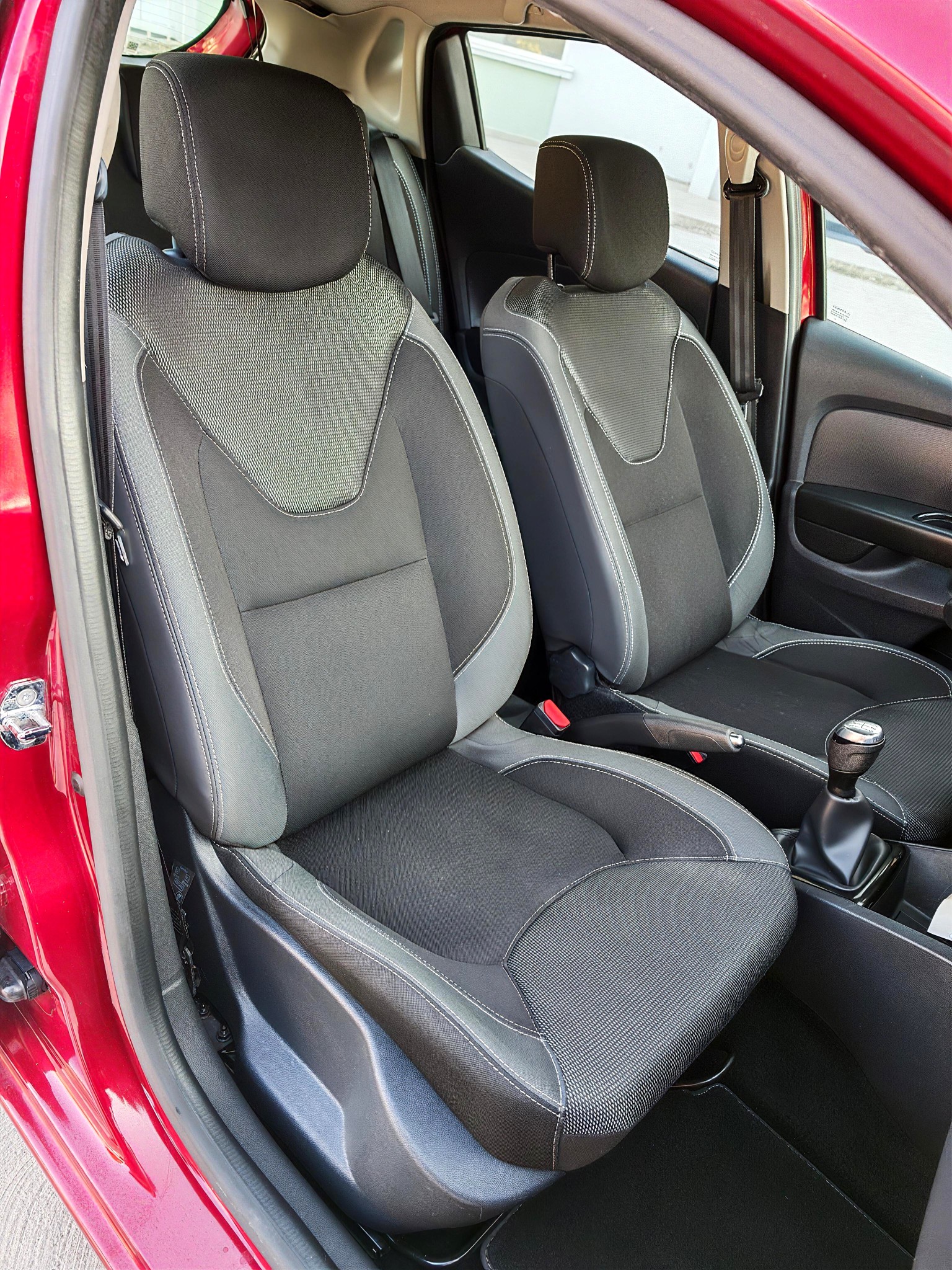 
								Renault Clio 1.5 dCi – 95 Energy – 2018 – Euro 6 full									