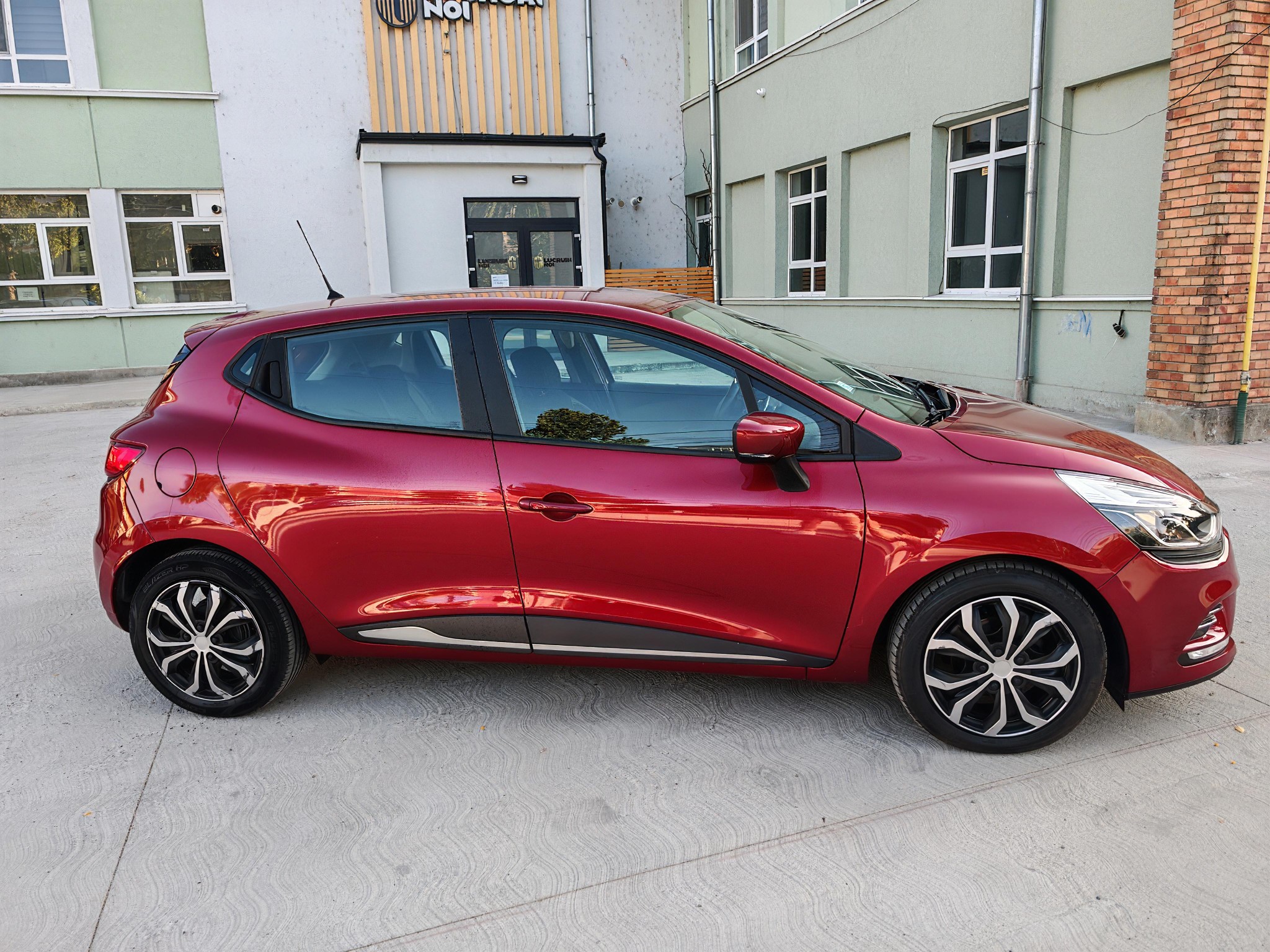 
								Renault Clio 1.5 dCi – 95 Energy – 2018 – Euro 6 full									