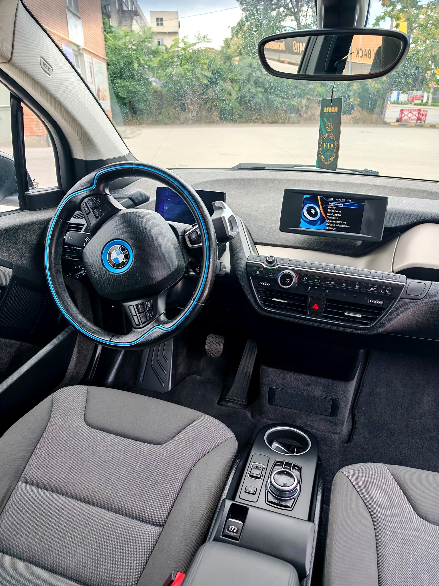 
								BMW i3 REX Hybrid 2016 – Electric + Range Extender full									