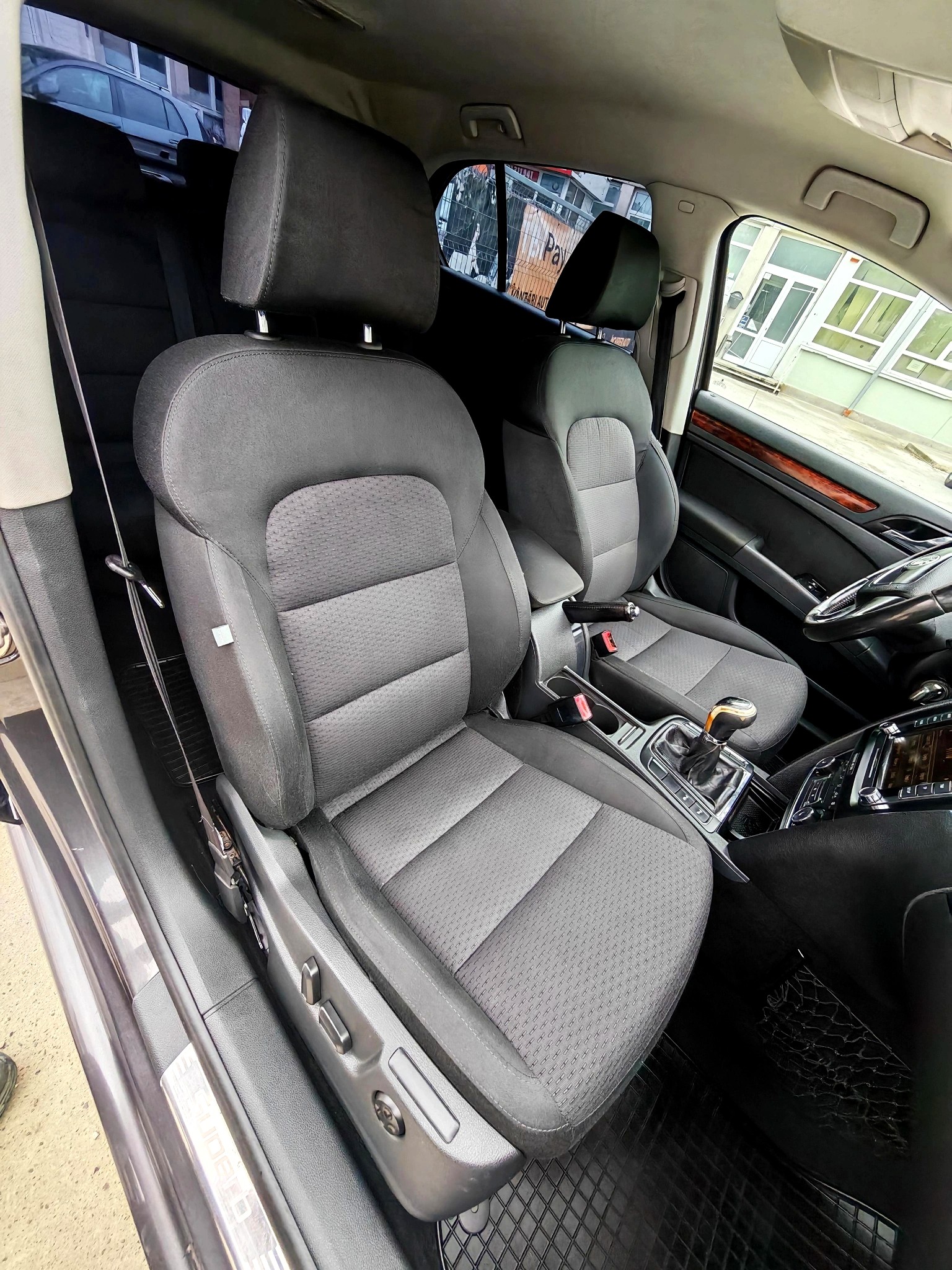 
								Skoda Superb II Elegance – 2.0 TDI – 140 CP – An 2009 full									