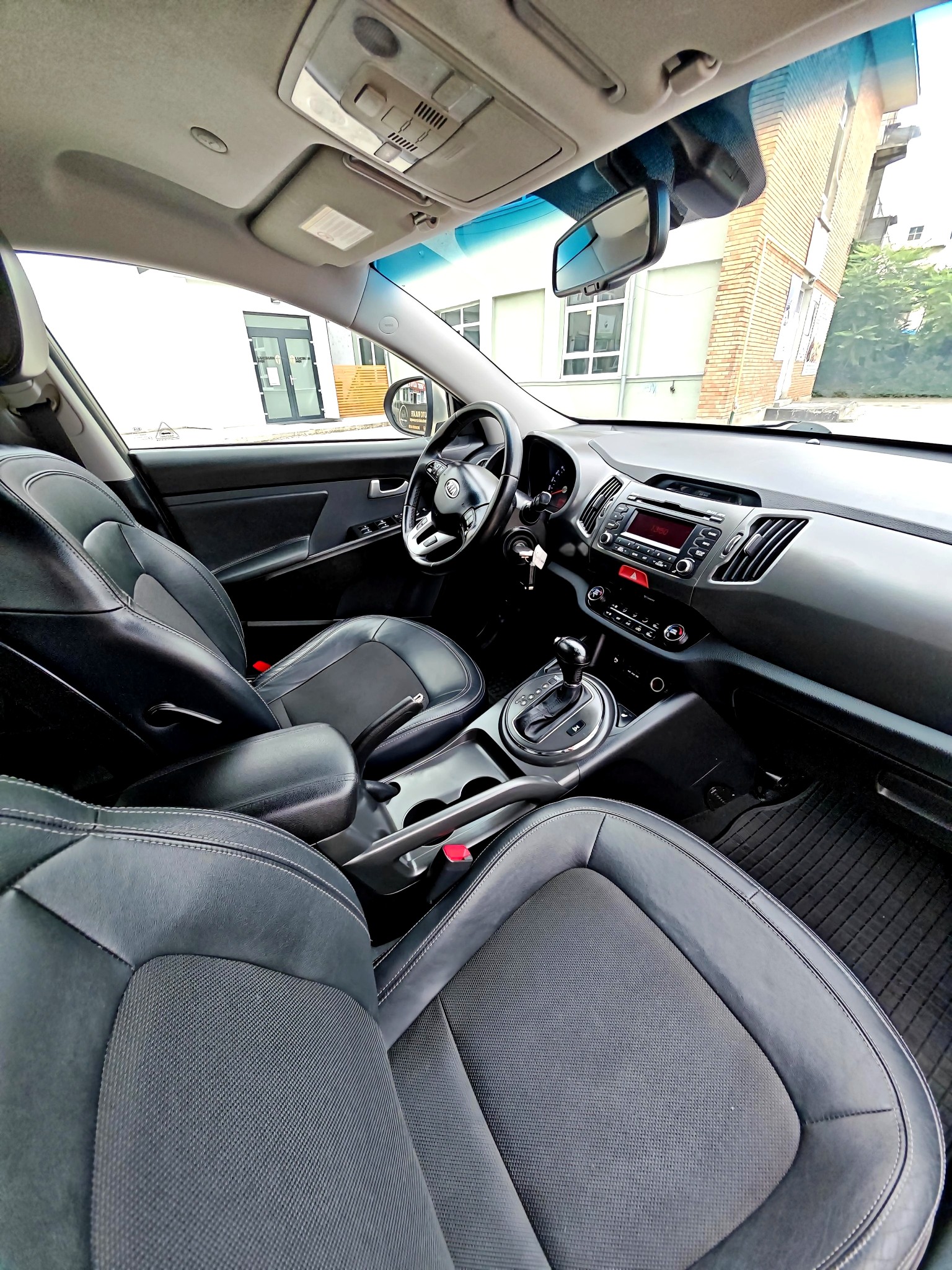 
								Kia Sportage AWD – 2.0 CRDi, 136 CP, Automată – 2012 full									