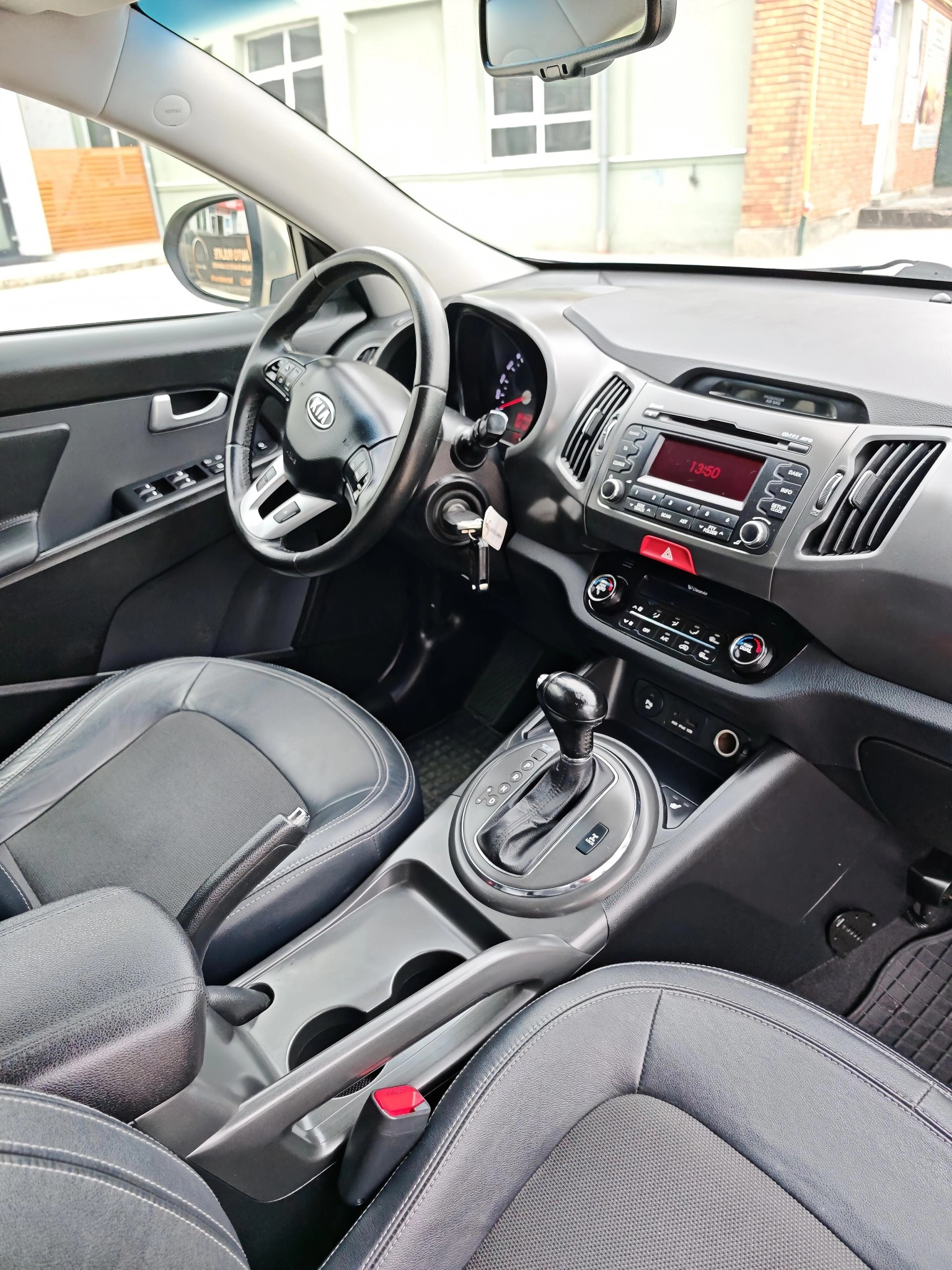 
								Kia Sportage AWD – 2.0 CRDi, 136 CP, Automată – 2012 full									