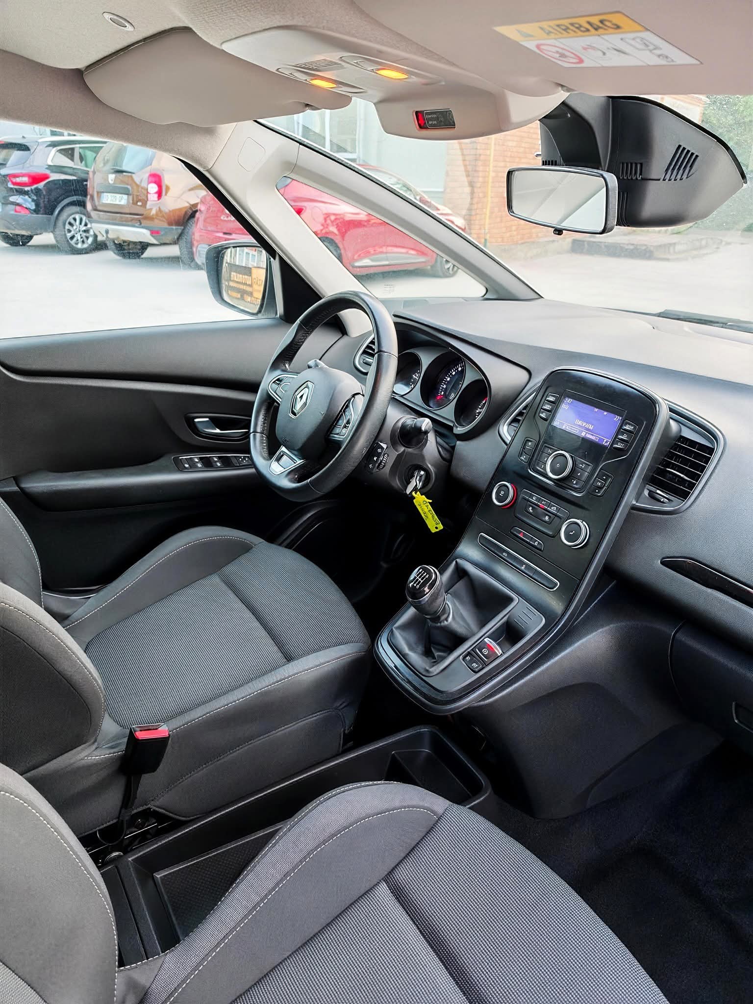 
								Renault Scenic 1.5 dCi Energy – 95 CP – 2018 full									