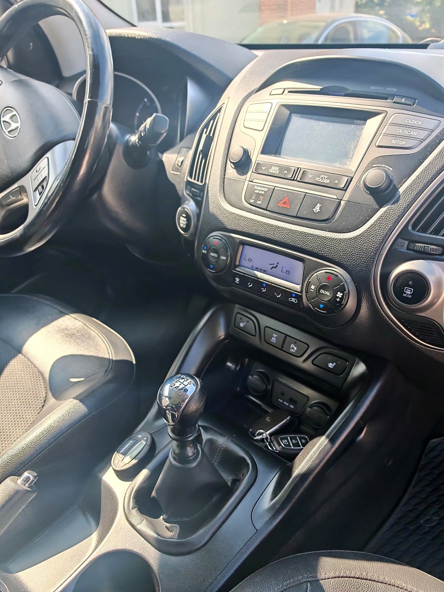 
								Hyundai ix35 Facelift AWD – 2.0 CRDi – 136 CP – 2014 full									