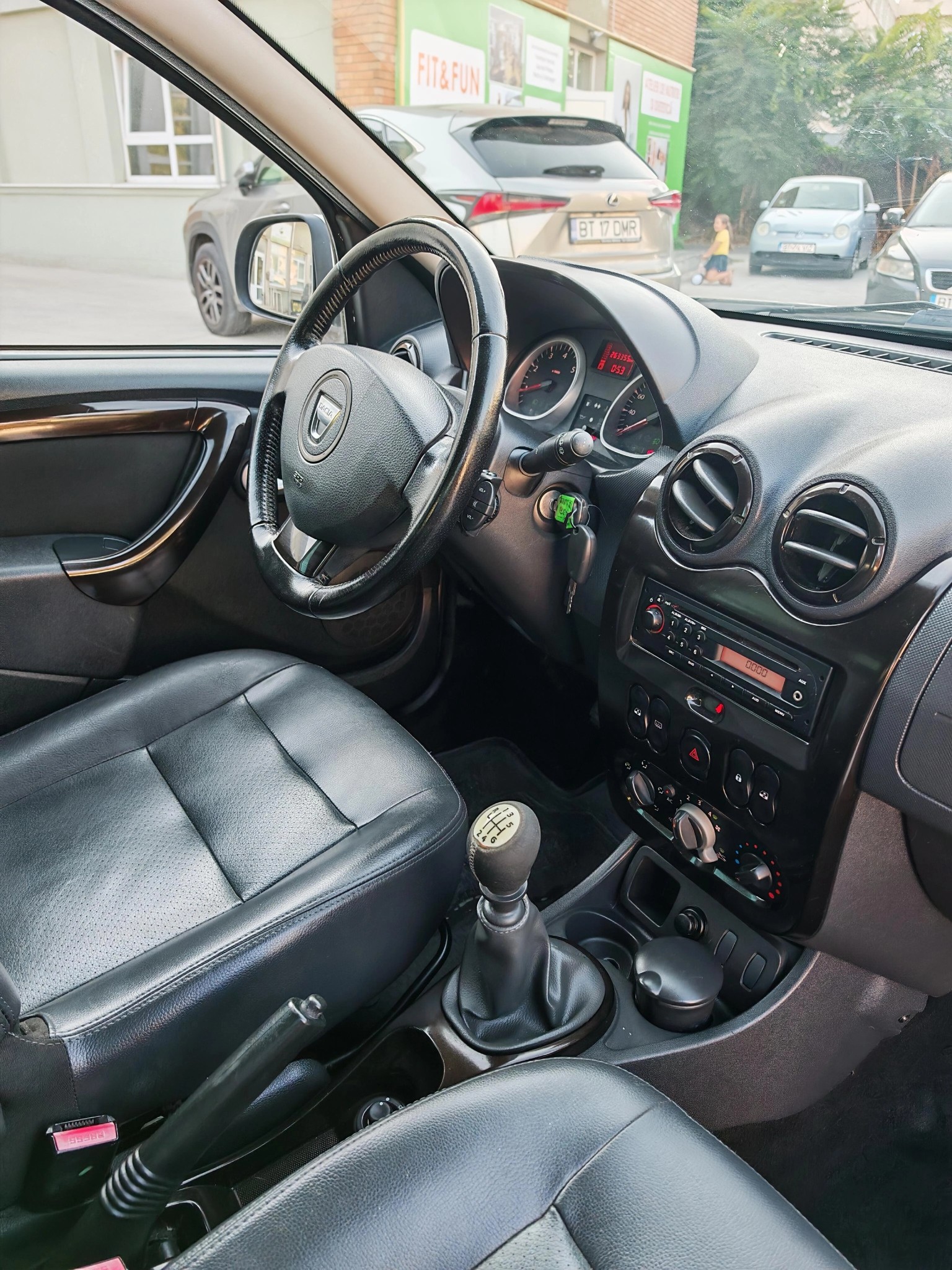 
								Dacia Duster Laureate 1.5 dCi – An 2012 – Euro 5 – 4×2 – 110 CP full									