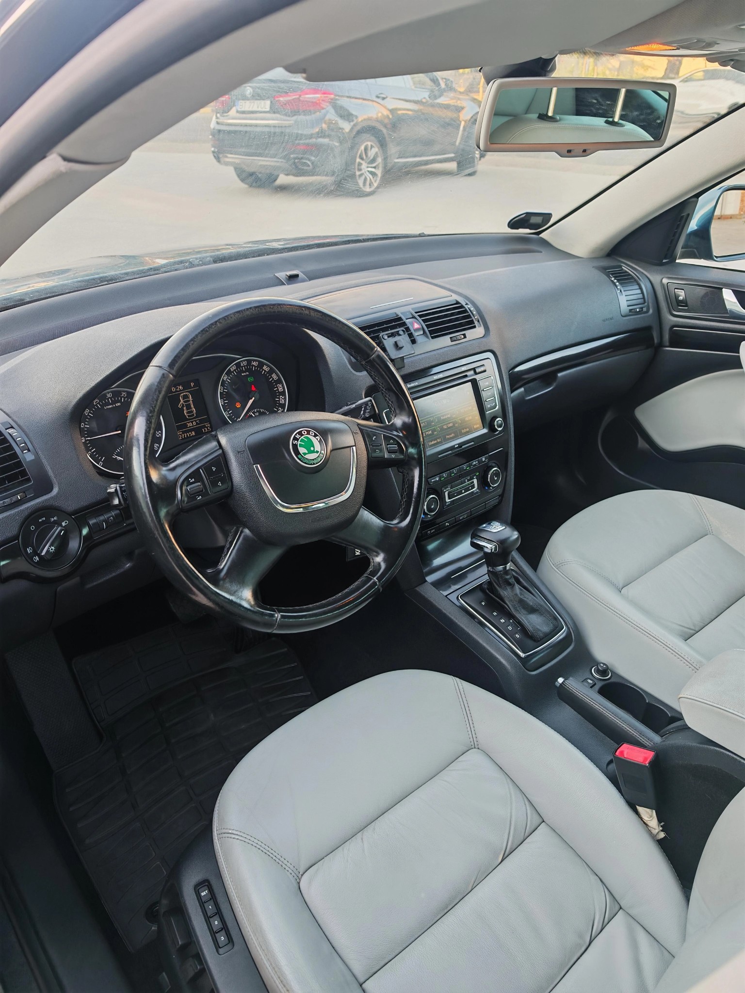 
								Skoda Octavia – Laurin & Klement – 2.0 TDI – 4×4 – DSG full									