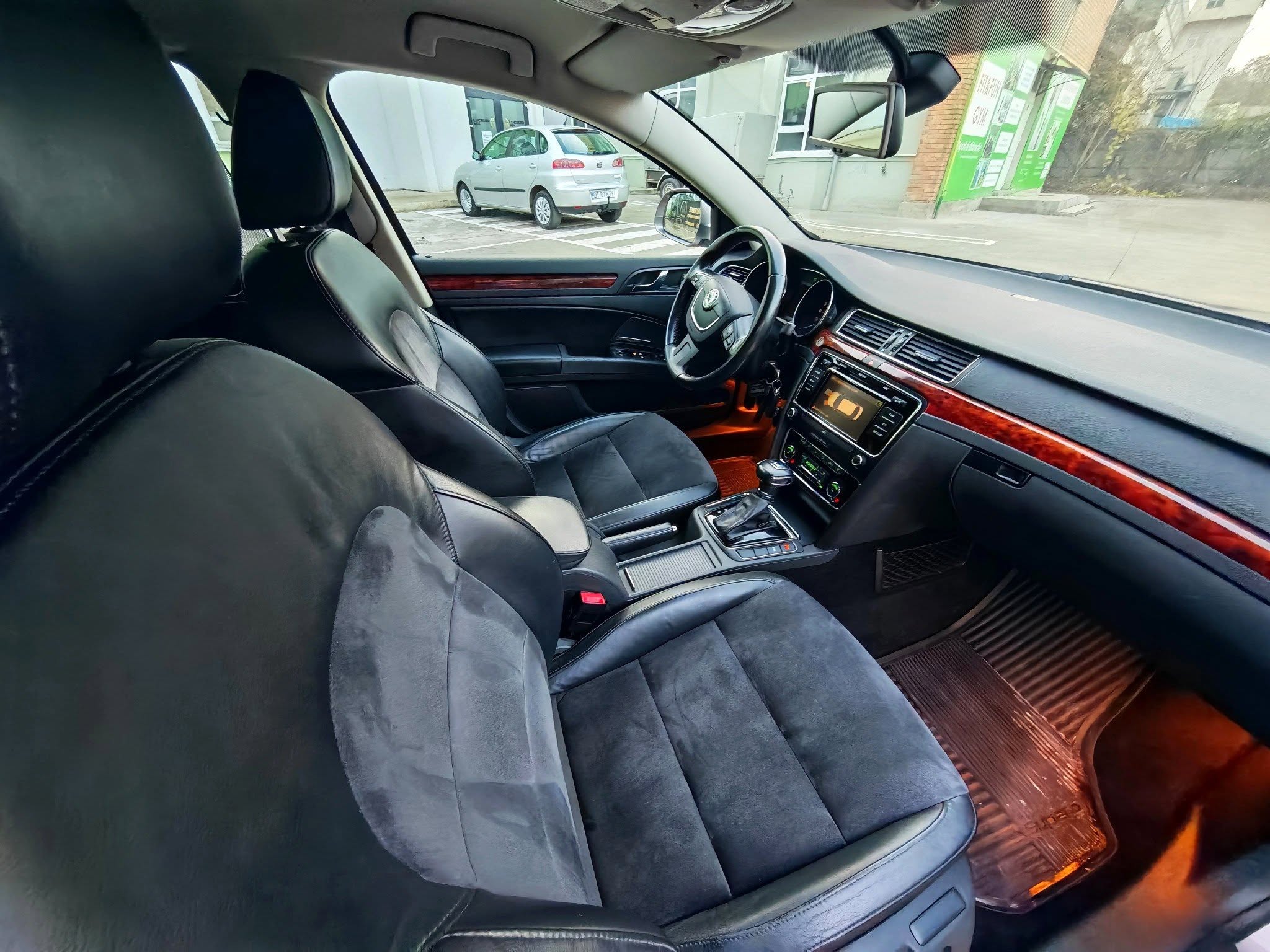 
								Skoda Superb Elegance – 2.0 TDI – 170 CP – 10.2010 – Euro 5 full									