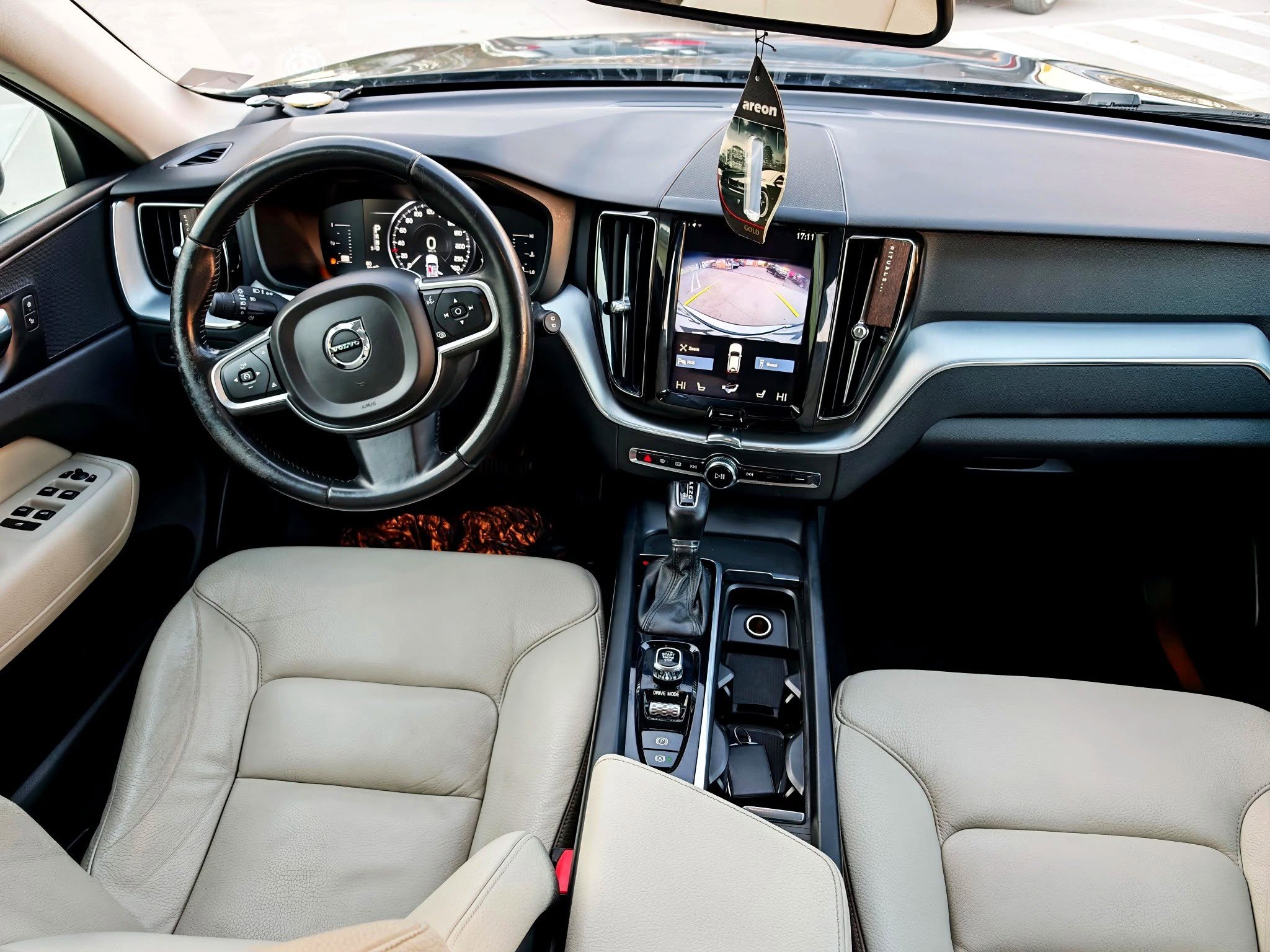 
								Volvo XC60 D4 AWD – 2.0d – An 2018 – 4×4 – Euro 6 full									