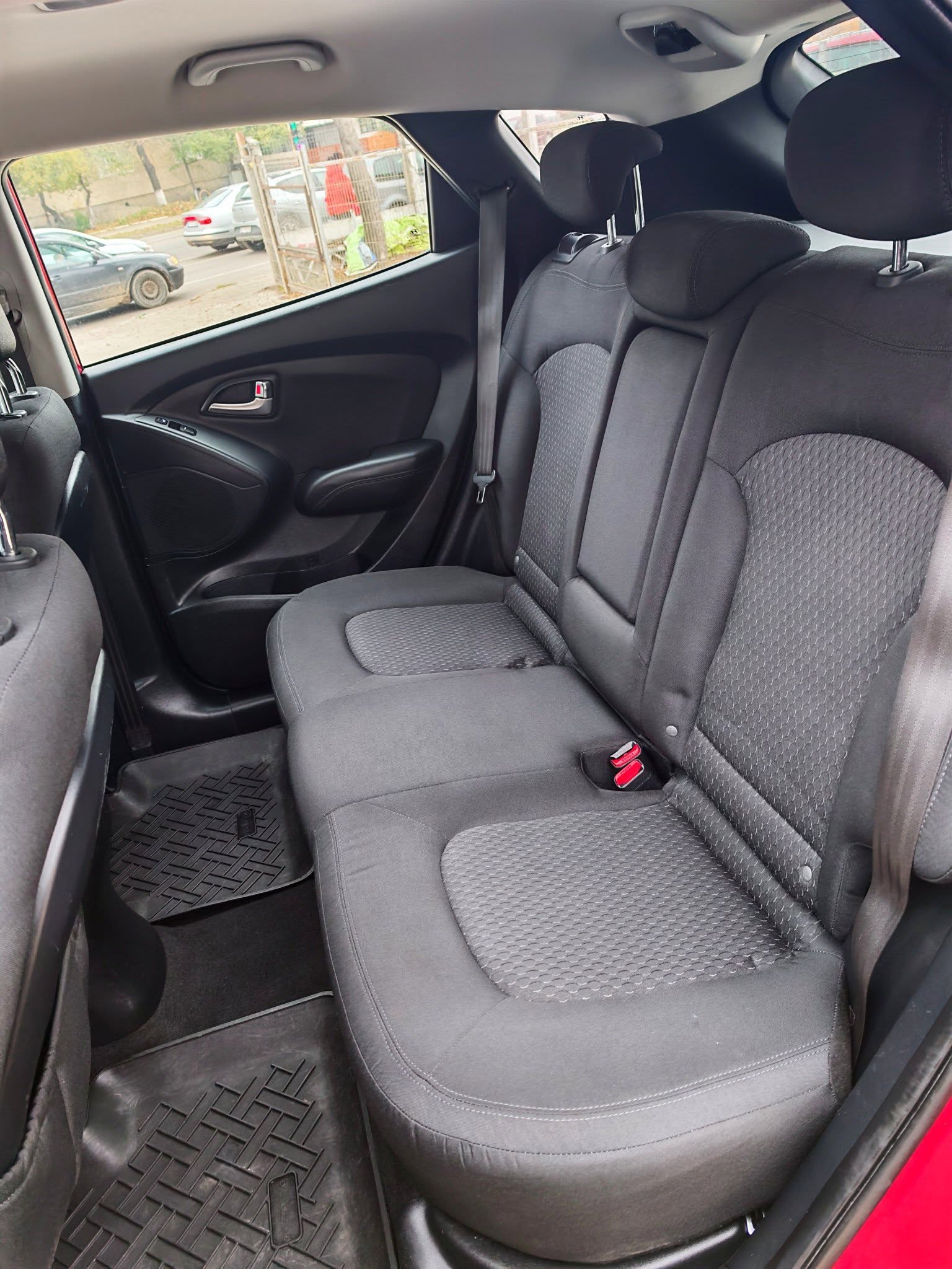 
								HYUNDAI ix35 BlueDrive – 1.7 CRDi – 116 CP – EURO 5 full									