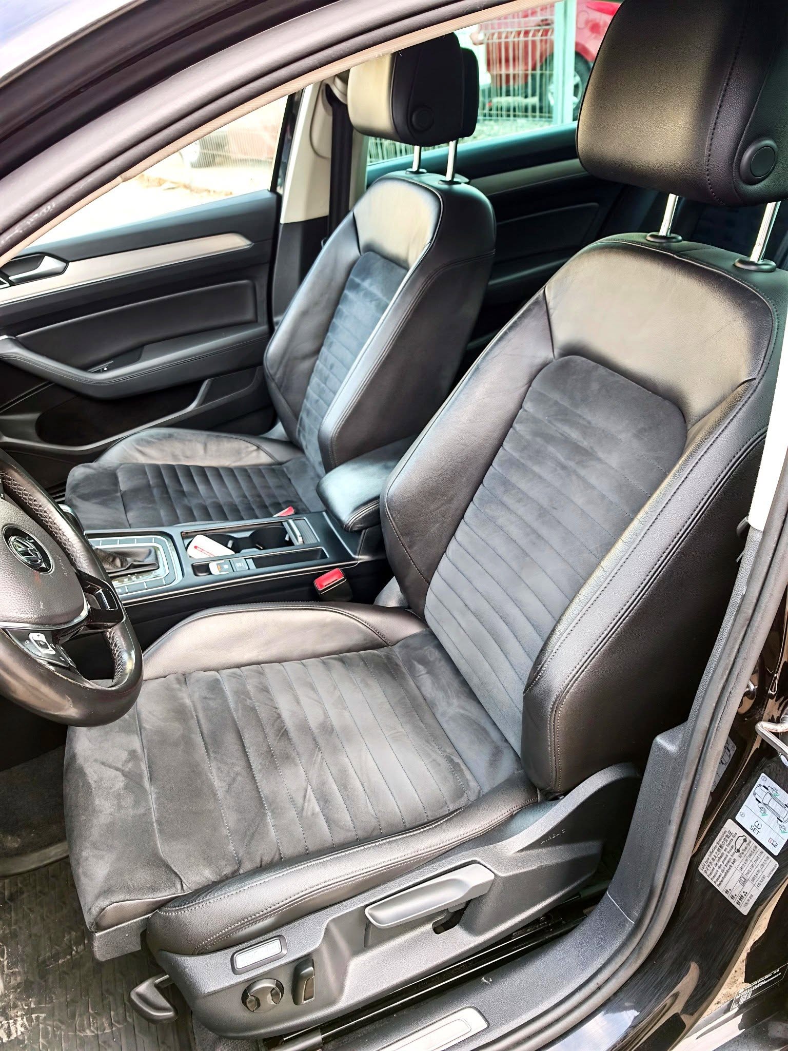 
								Vw Passat B8 Highline – 1.6 TDI – 120 CP – Euro 6 – DSG – FULL LED full									