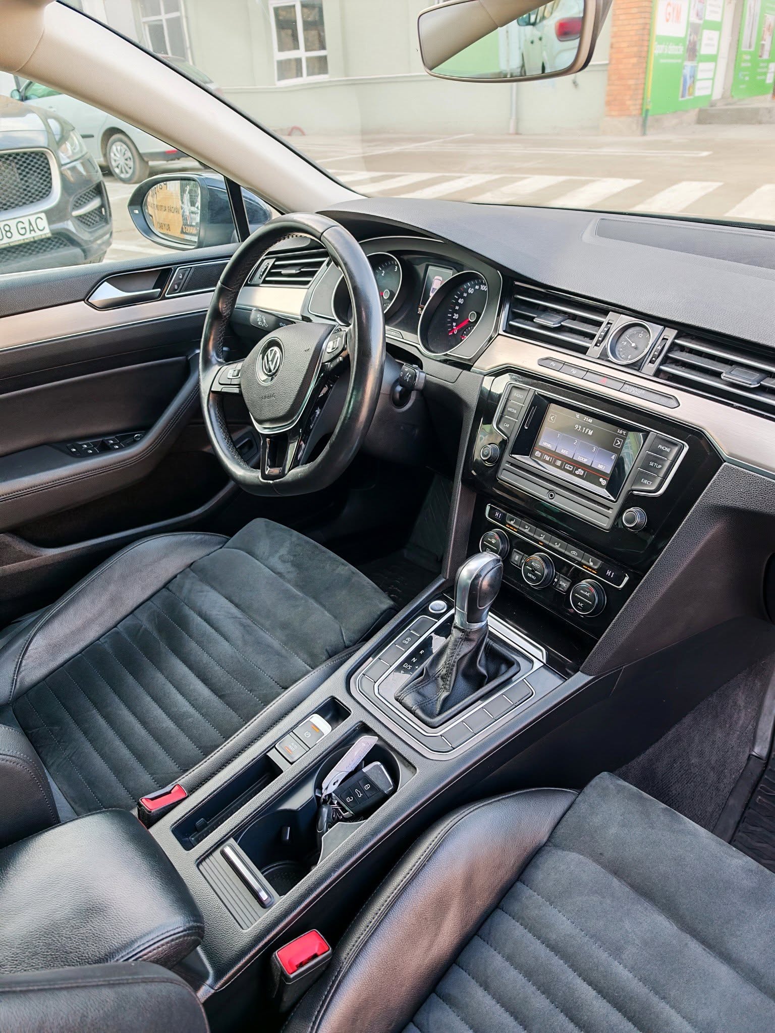 
								Vw Passat B8 Highline – 1.6 TDI – 120 CP – Euro 6 – DSG – FULL LED full									