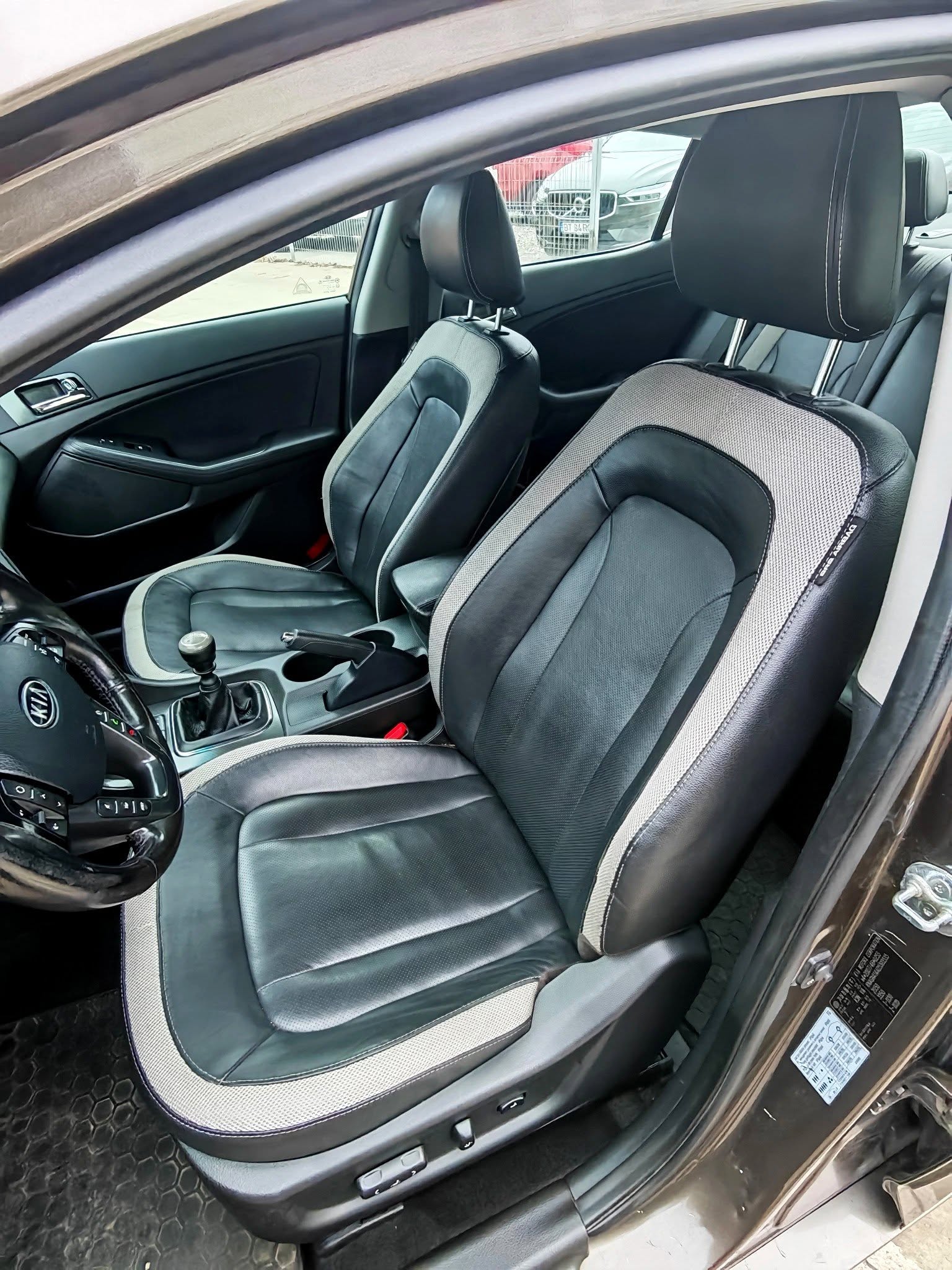 
								Kia Optima 1.7 CRDi ISG EX EcoDynamics – 136 CP – 2012 full									