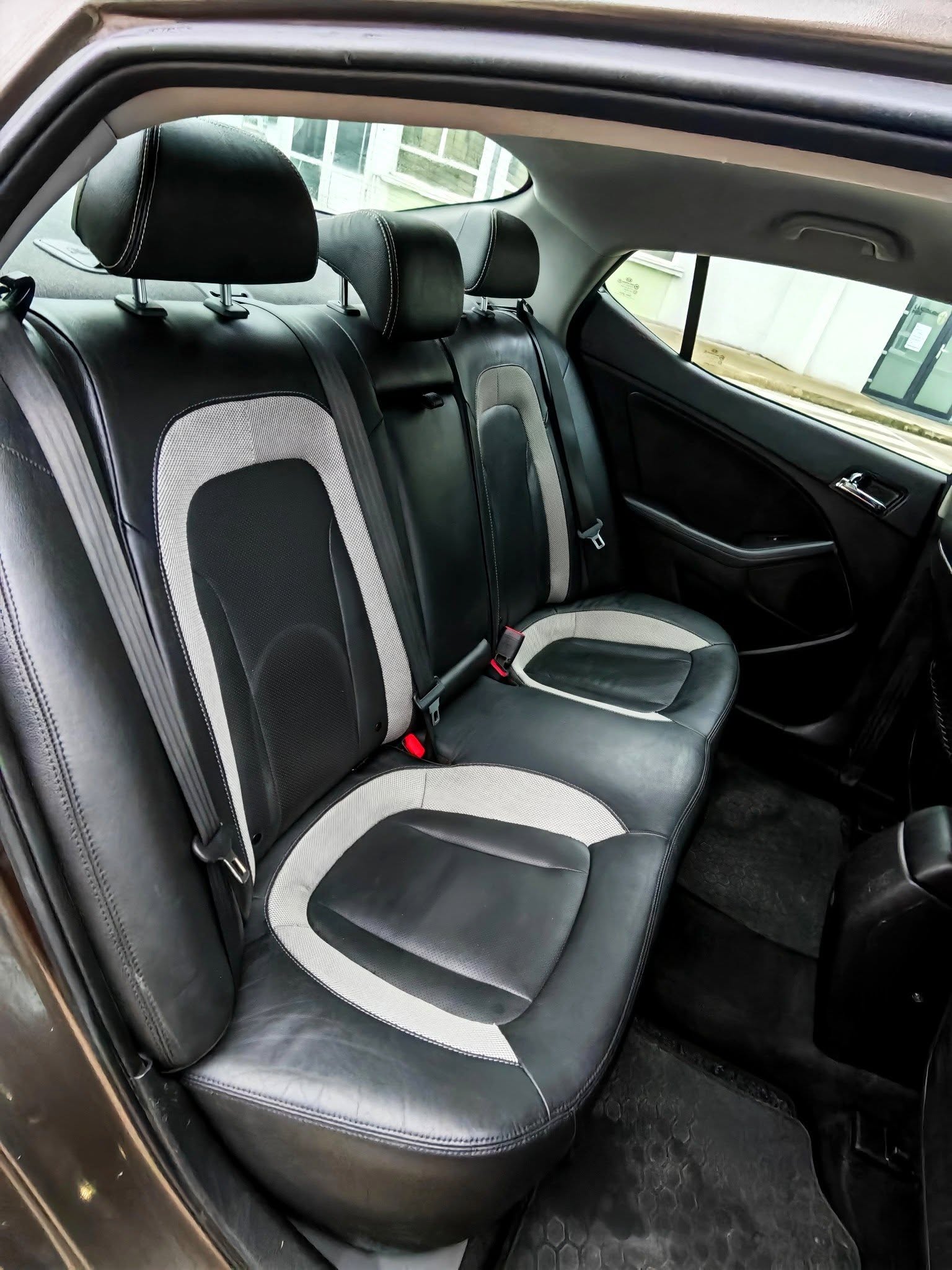 
								Kia Optima 1.7 CRDi ISG EX EcoDynamics – 136 CP – 2012 full									