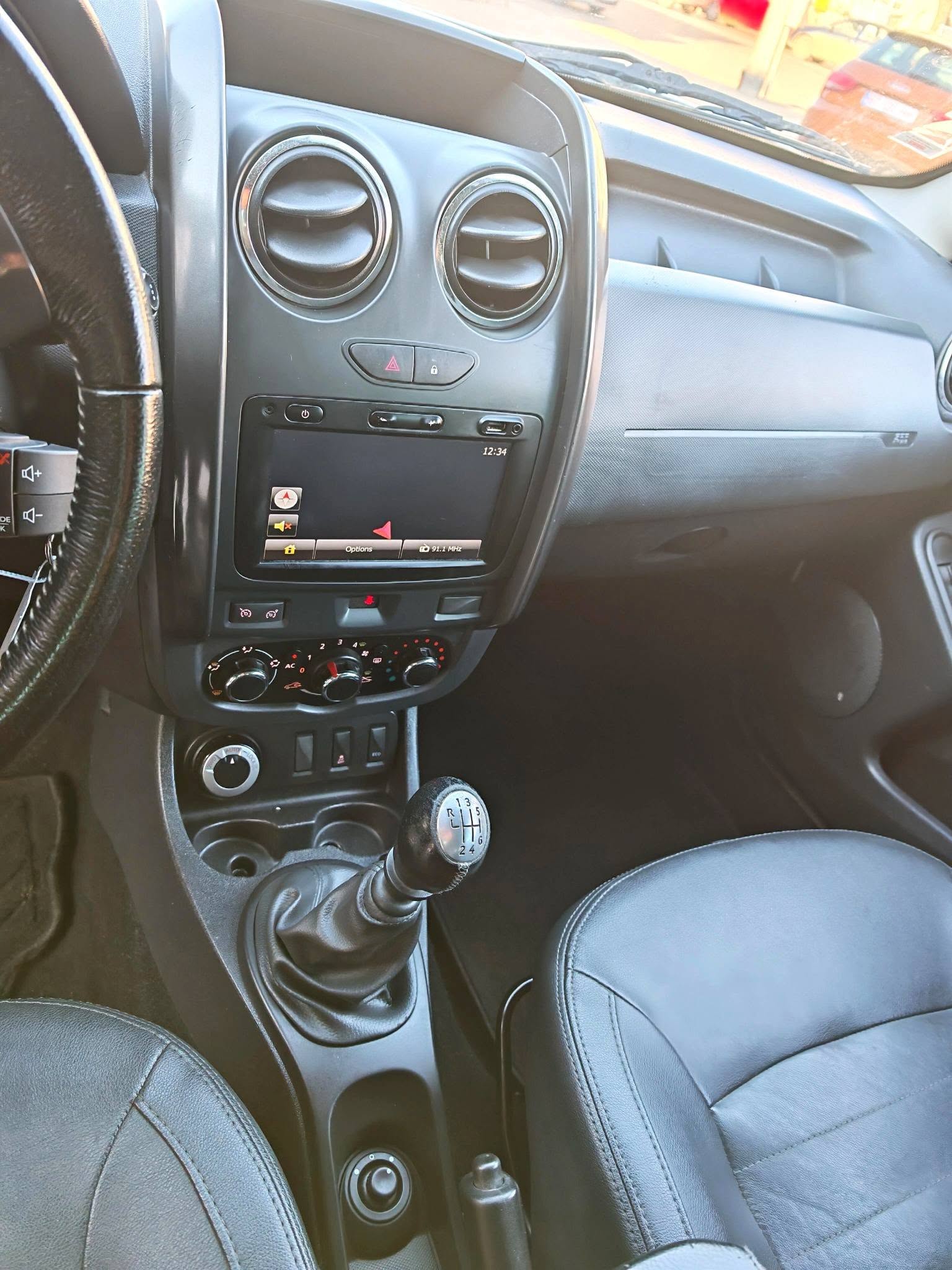 
								DACIA DUSTER PRESTIGE 4×4 – 1.5 dCi – An 2014 – 110 CP full									