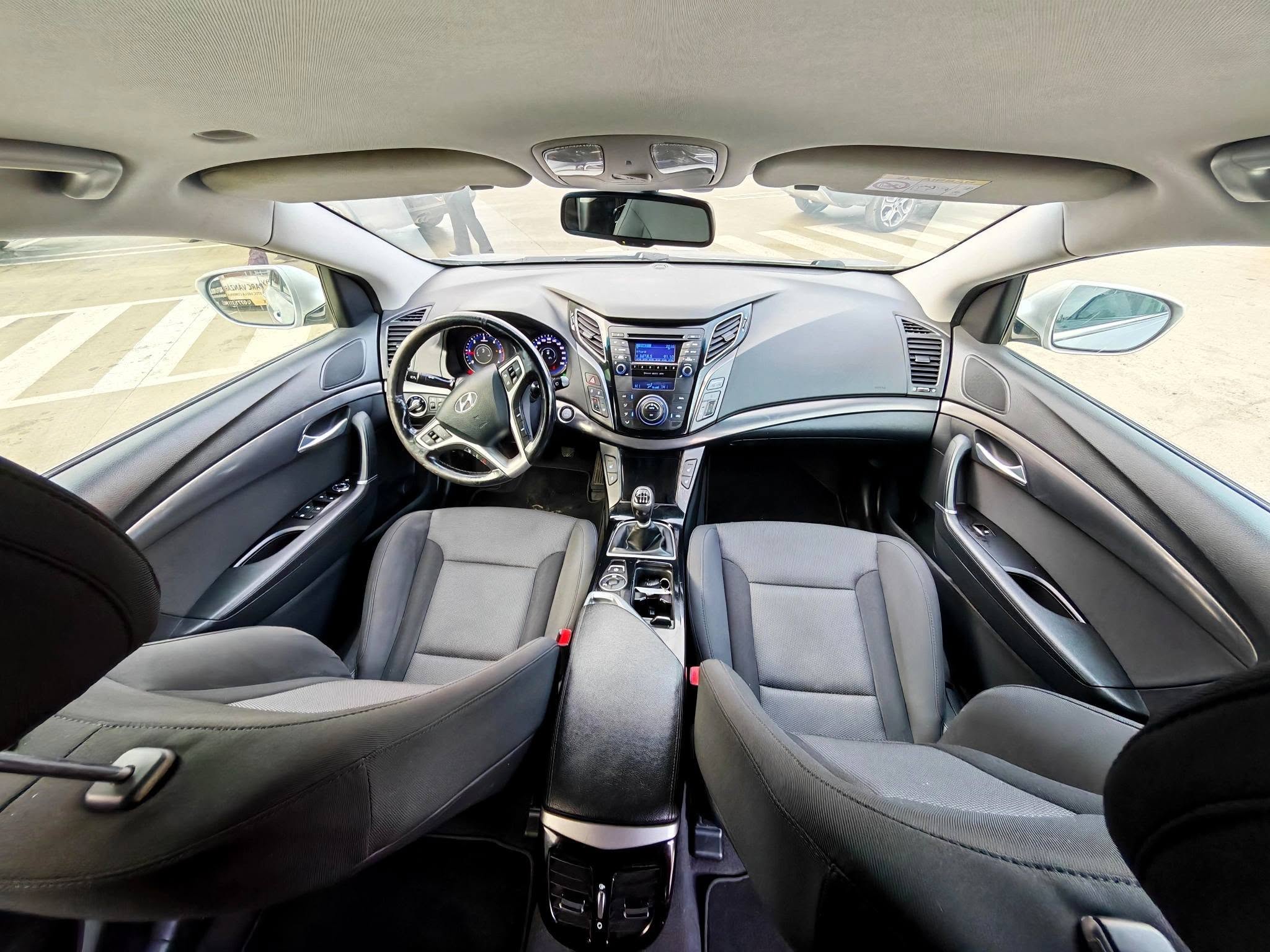 
								HYUNDAI i40 BLUEDRIVE – 1.7 CRDi – EURO 5 – Keyless Entry / GO full									