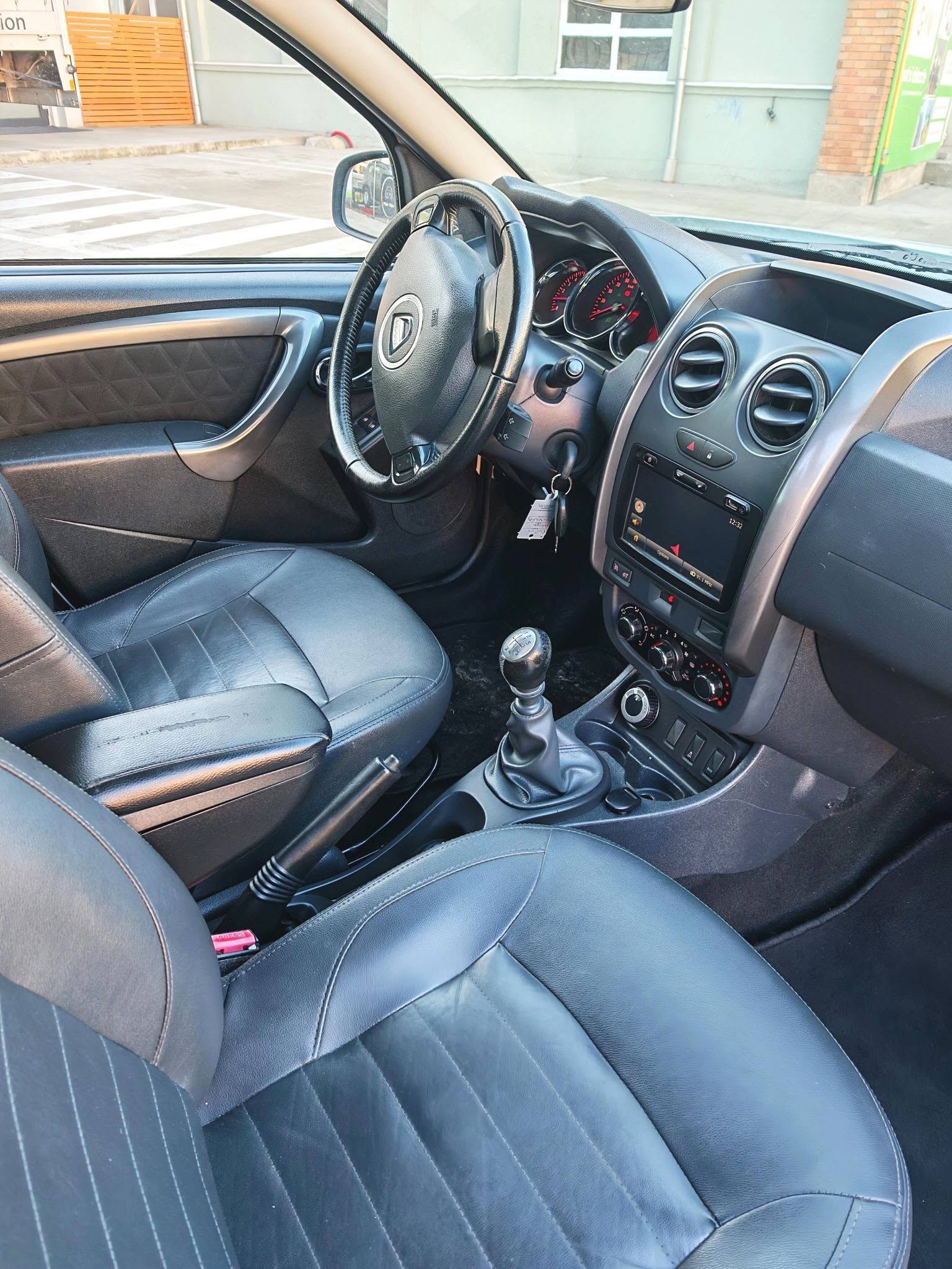 
								DACIA DUSTER PRESTIGE 4×4 – 1.5 dCi – An 2014 – 110 CP full									