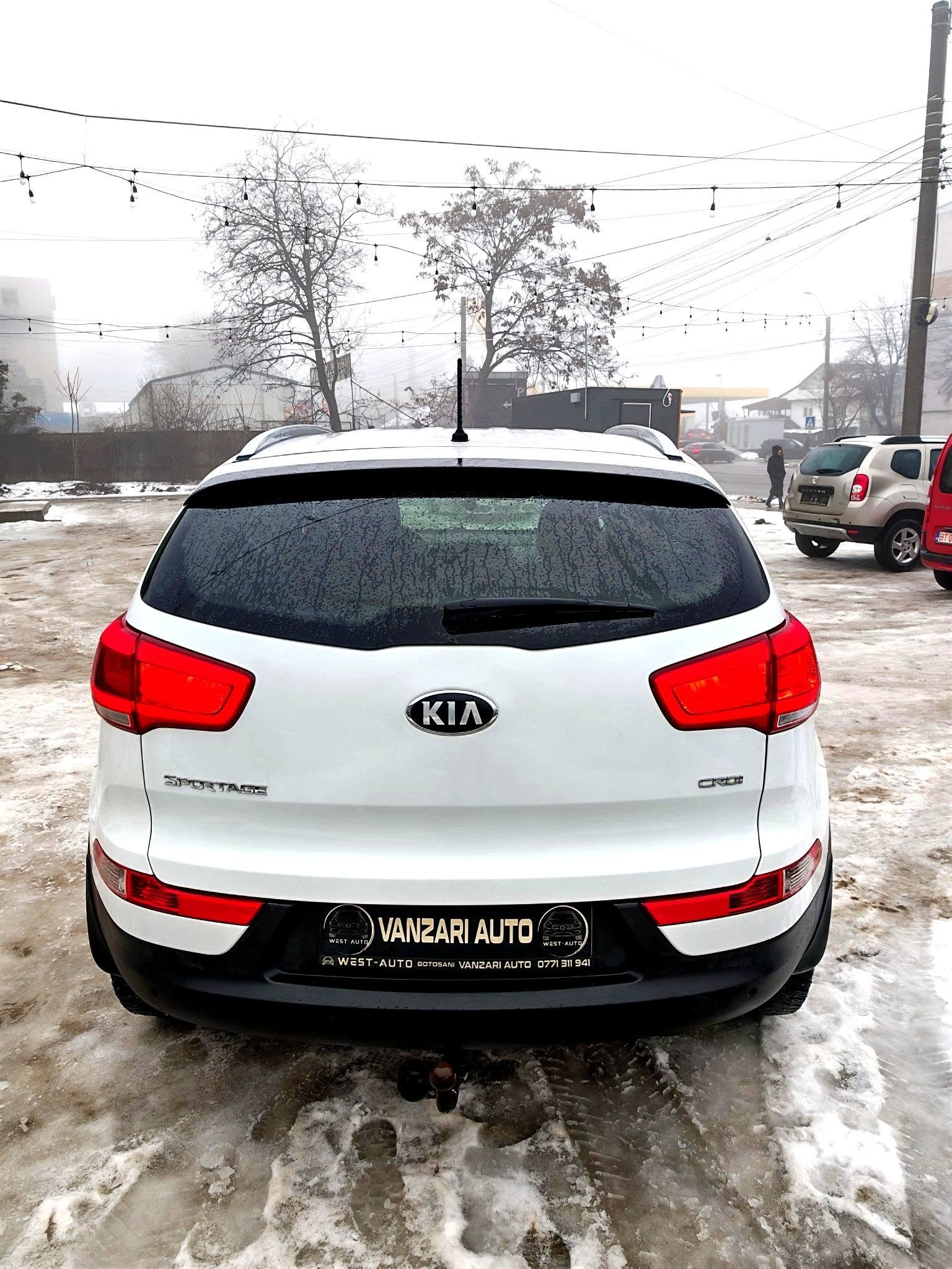 
								KIA SPORTAGE FACELIFT AWD 4×4 – 2.0 CRDi – AUTOMAT full									