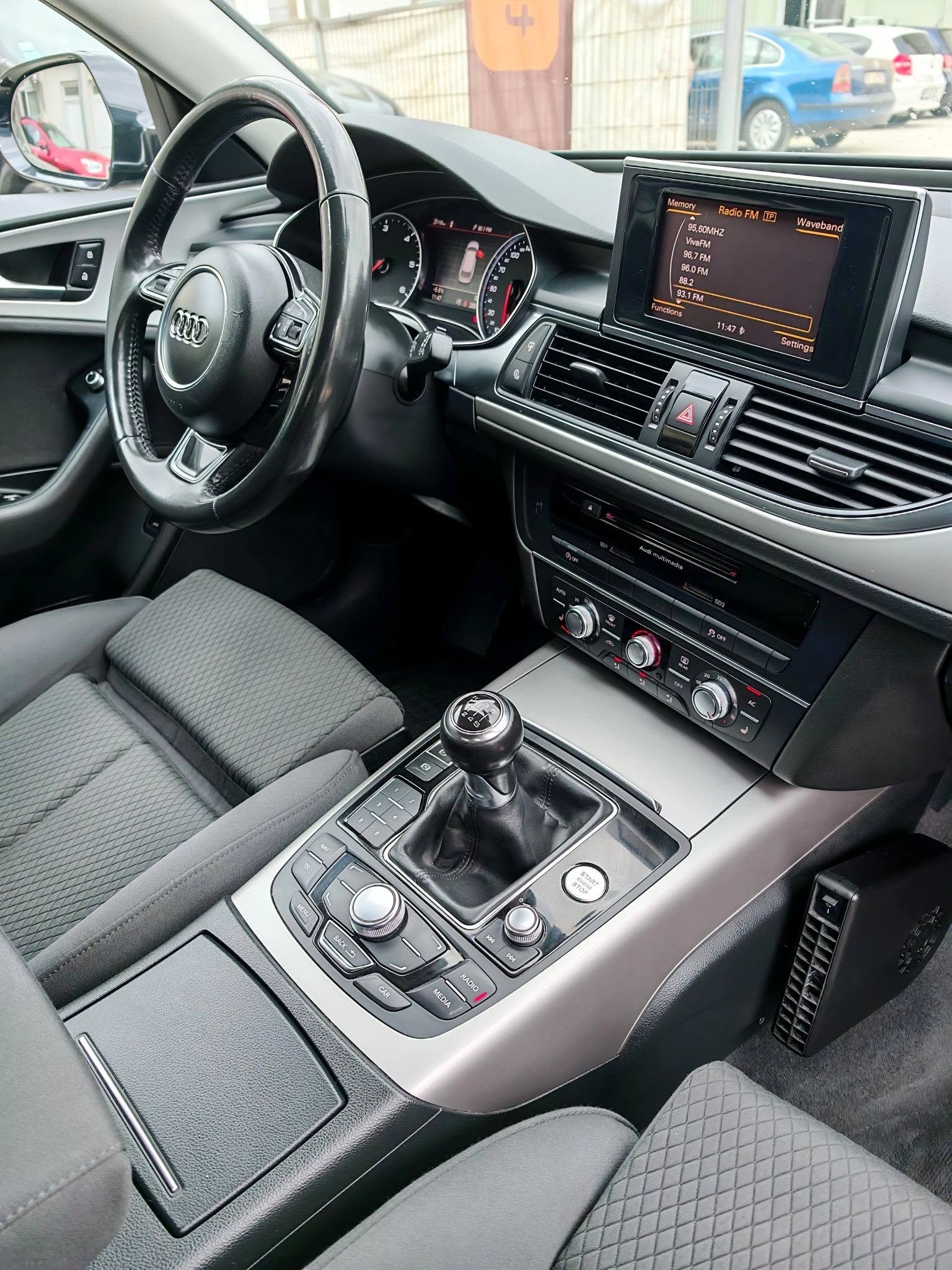 
								Audi A6 C7 S-Line – 2.0 TDI – An 2012 – 177 CP full									