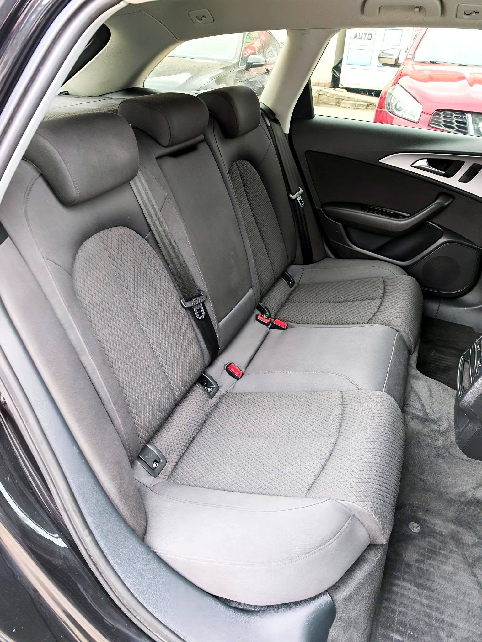 
								Audi A6 C7 S-Line – 2.0 TDI – An 2012 – 177 CP full									