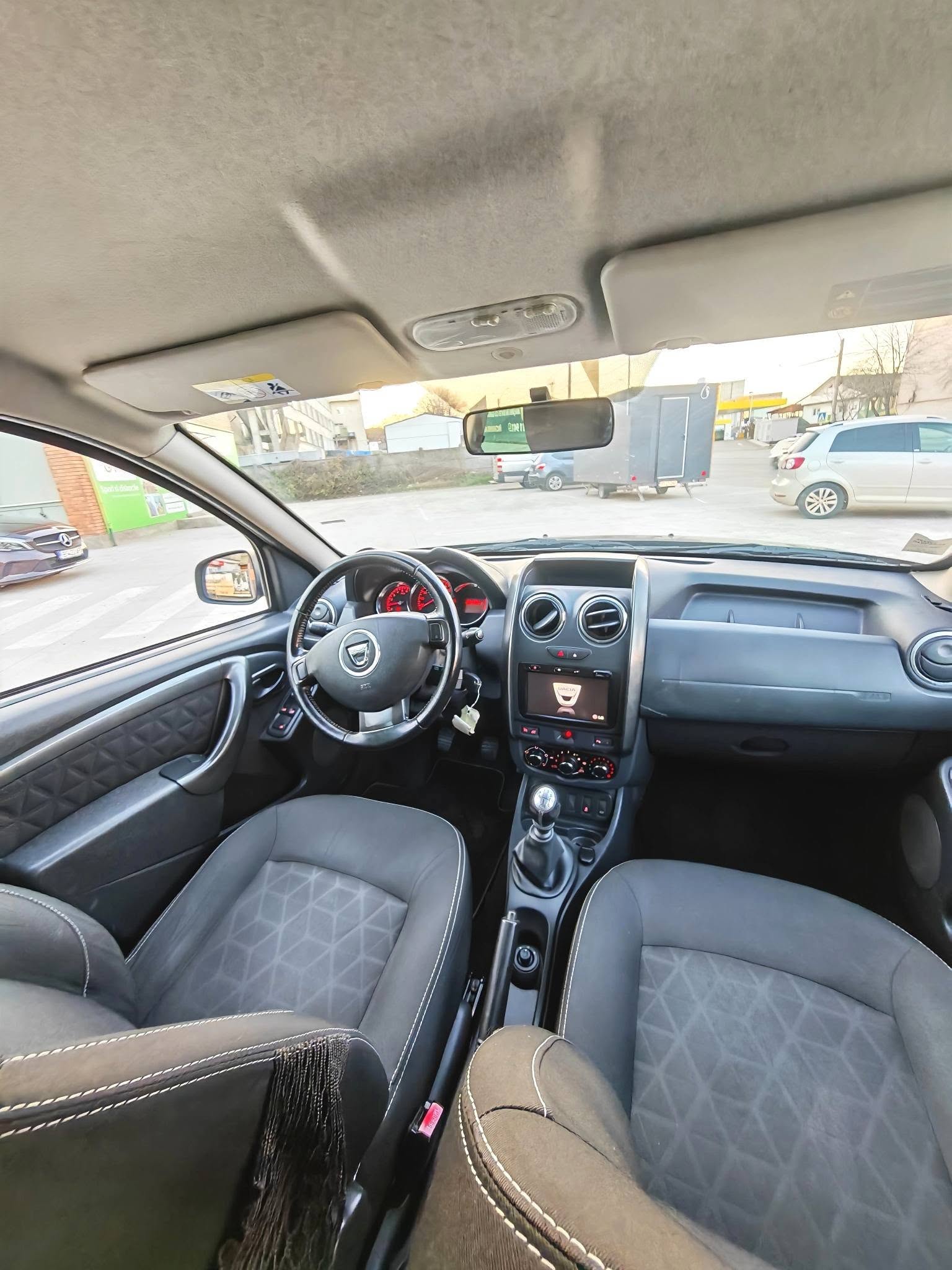 
								Dacia Duster – 1.5 dCi – An 2014 – 4×4 – Euro 5 – 110 CP full									