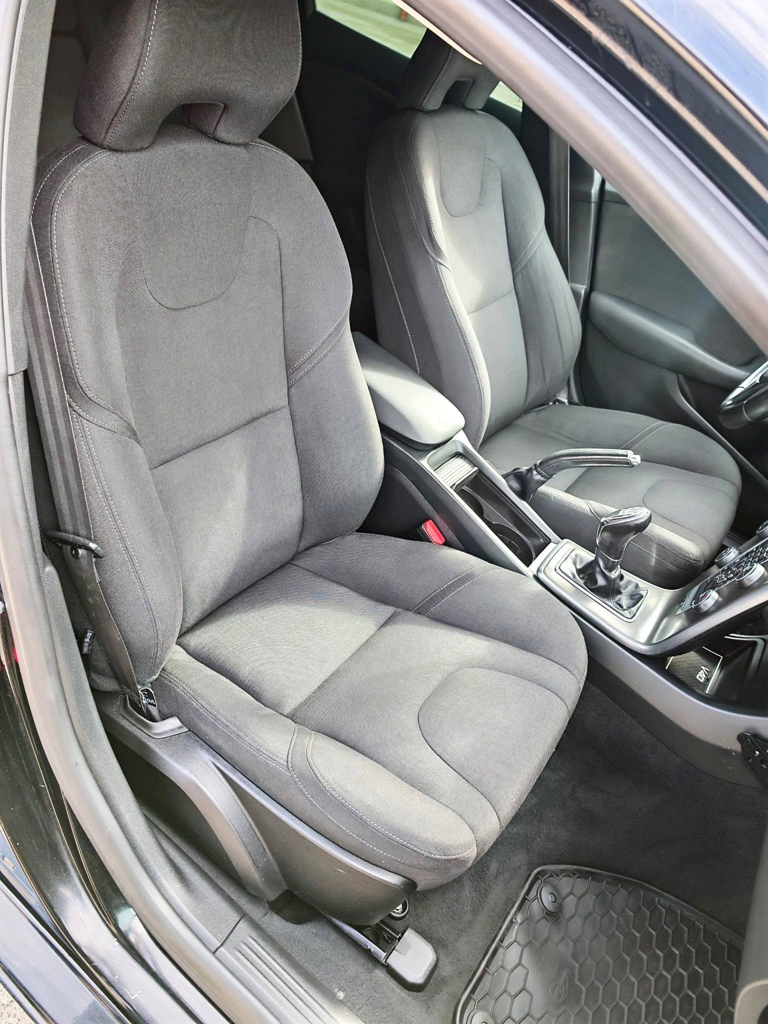 
								Volvo V40 Ocean Race Edition – An 2014 – 1.6 Diesel full									