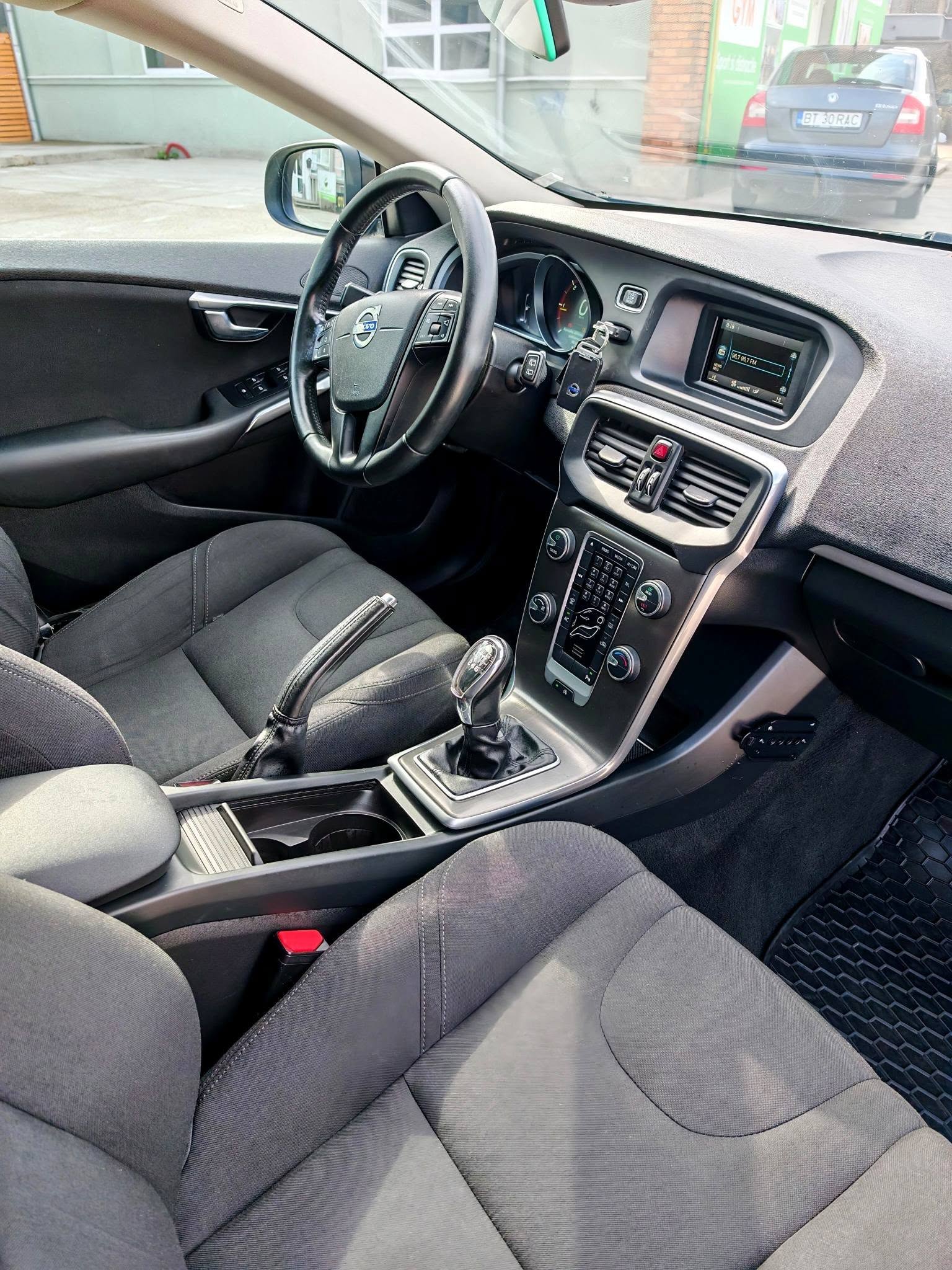 
								Volvo V40 Ocean Race Edition – An 2014 – 1.6 Diesel full									