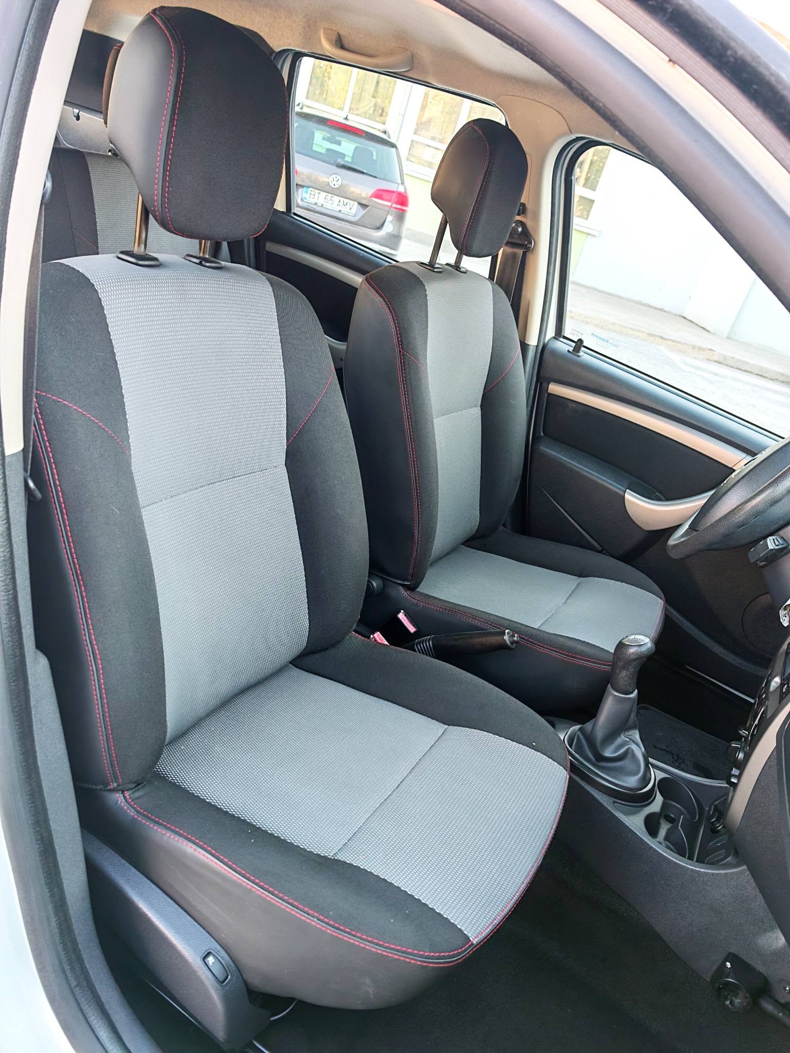 
								Dacia Duster Ice Sound – 1.6 Benzina – An 12.2013 full									