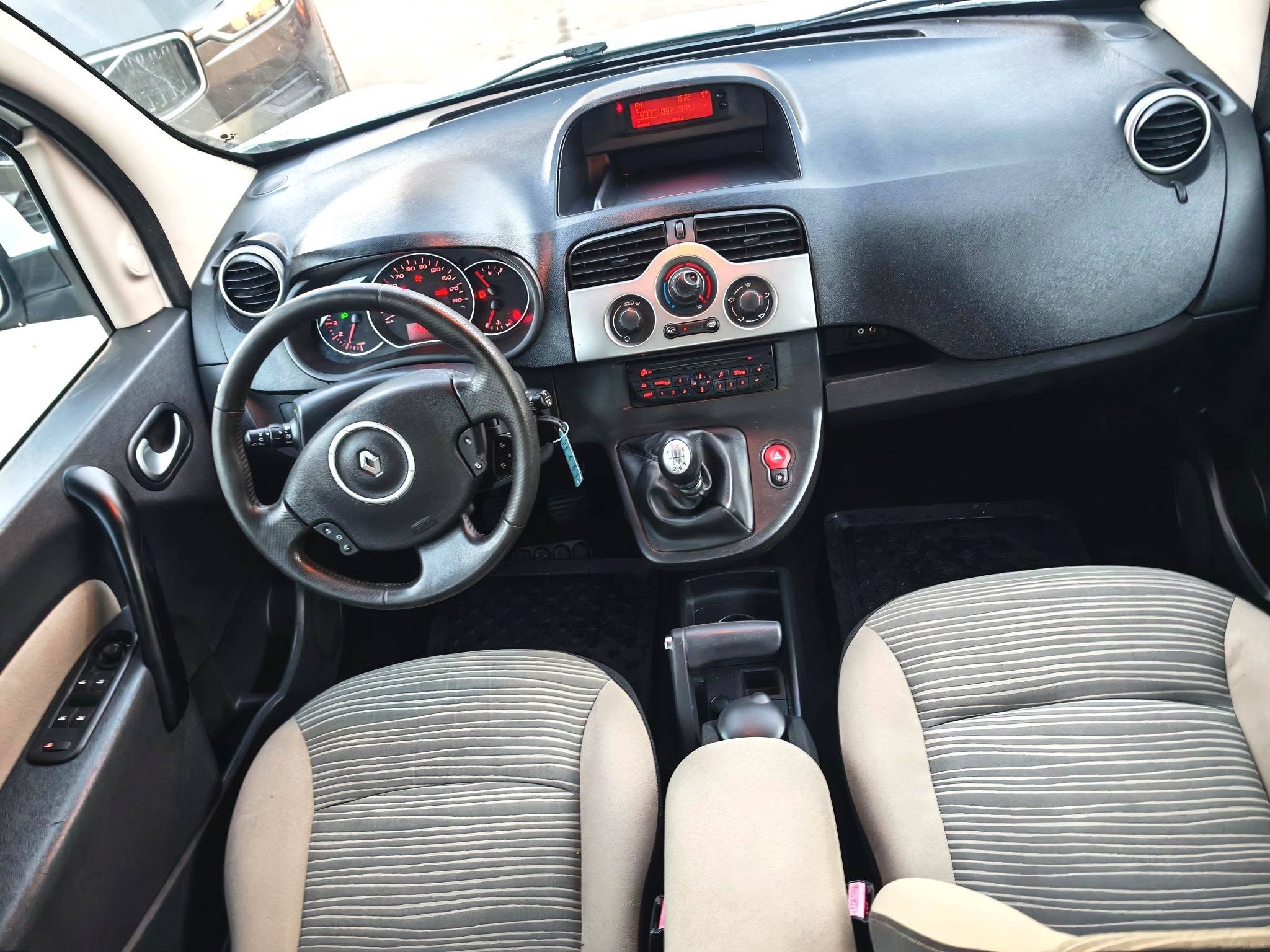 
								Renault Kangoo Expression – 1.5 dCi – An 2012 – Euro 5 full									