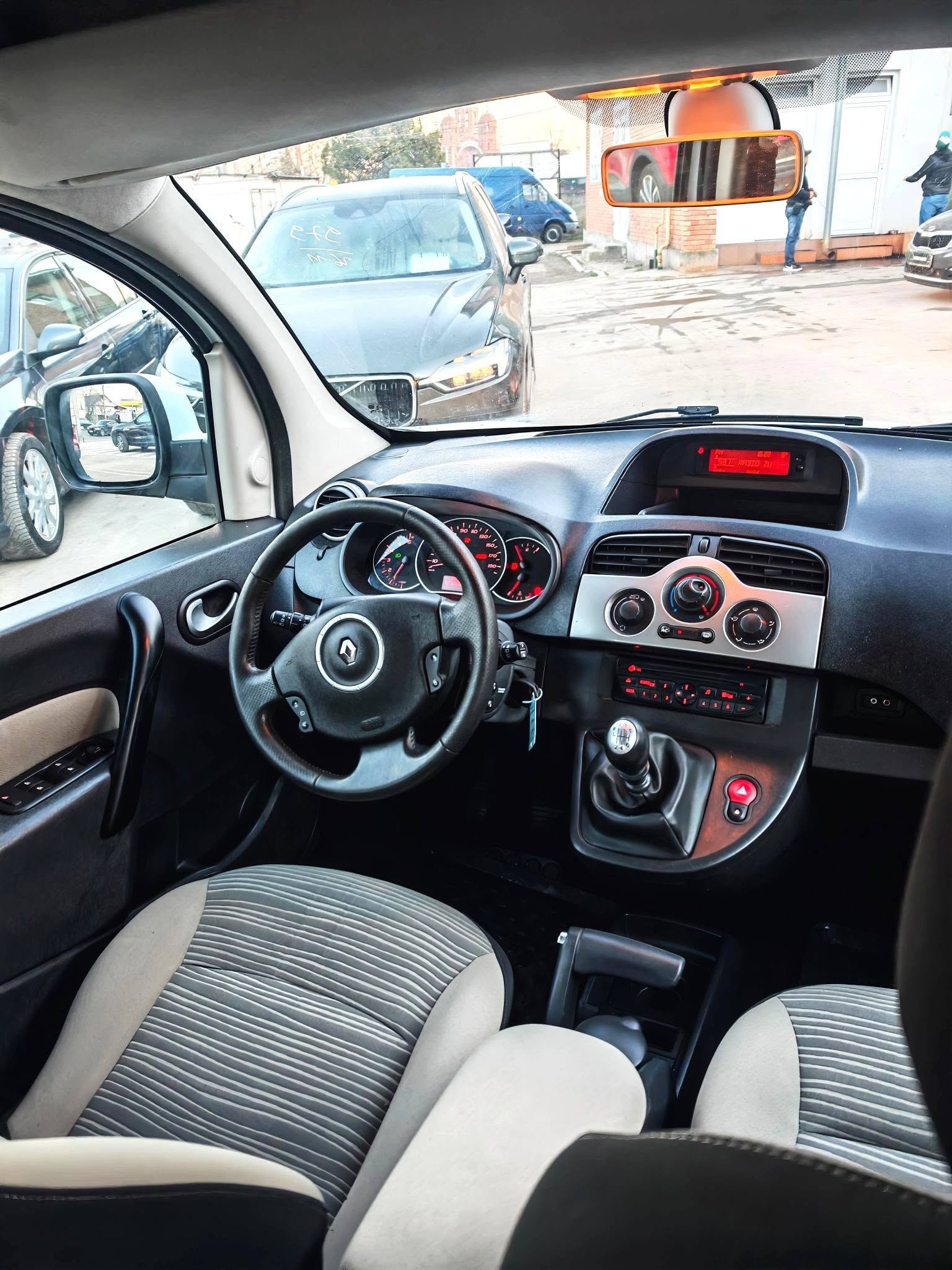 
								Renault Kangoo Expression – 1.5 dCi – An 2012 – Euro 5 full									