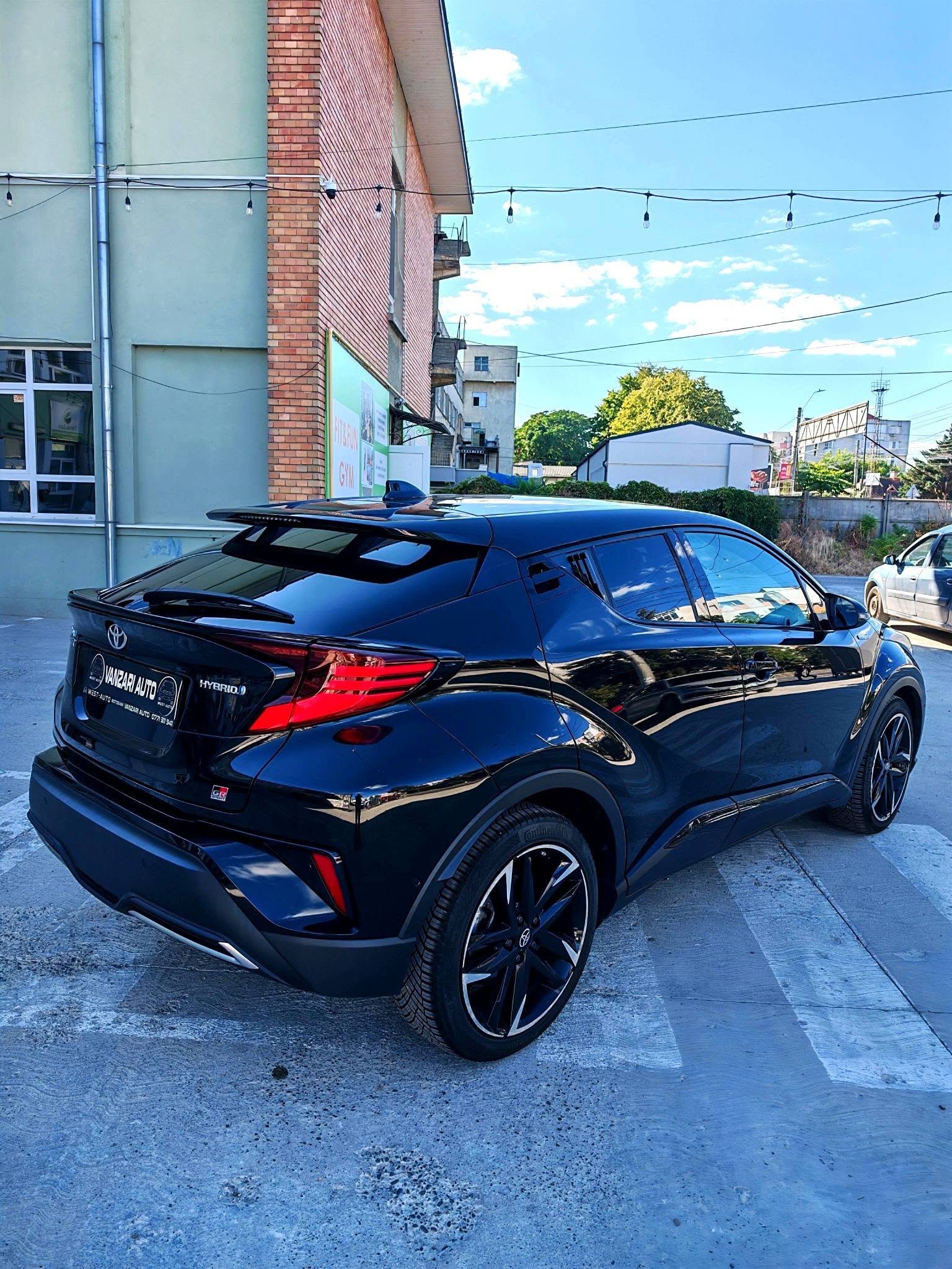
								Toyota C-HR 2.0 GR Sport Black Edition – 184 CP full									