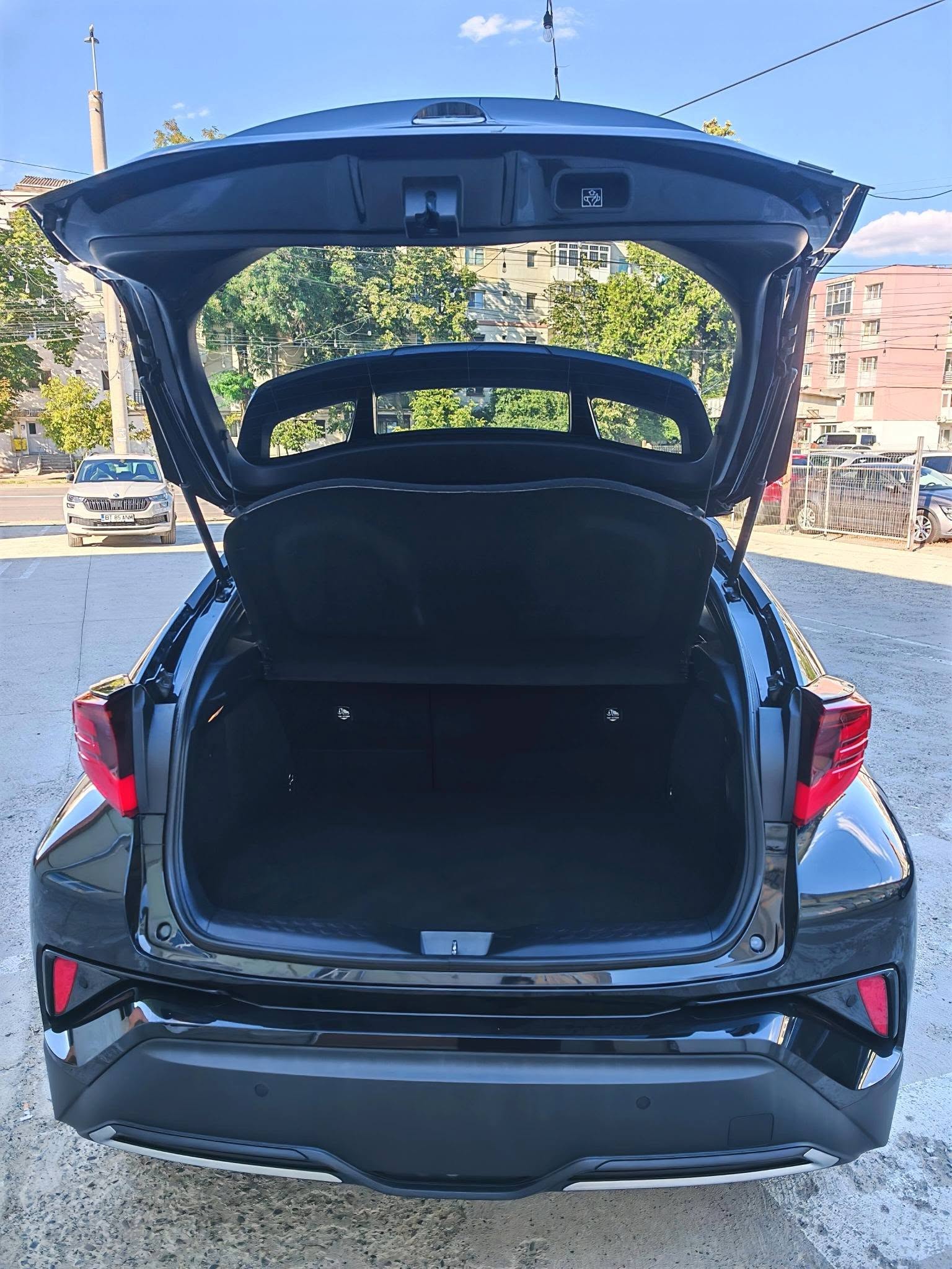 
								Toyota C-HR 2.0 GR Sport Black Edition – 184 CP full									