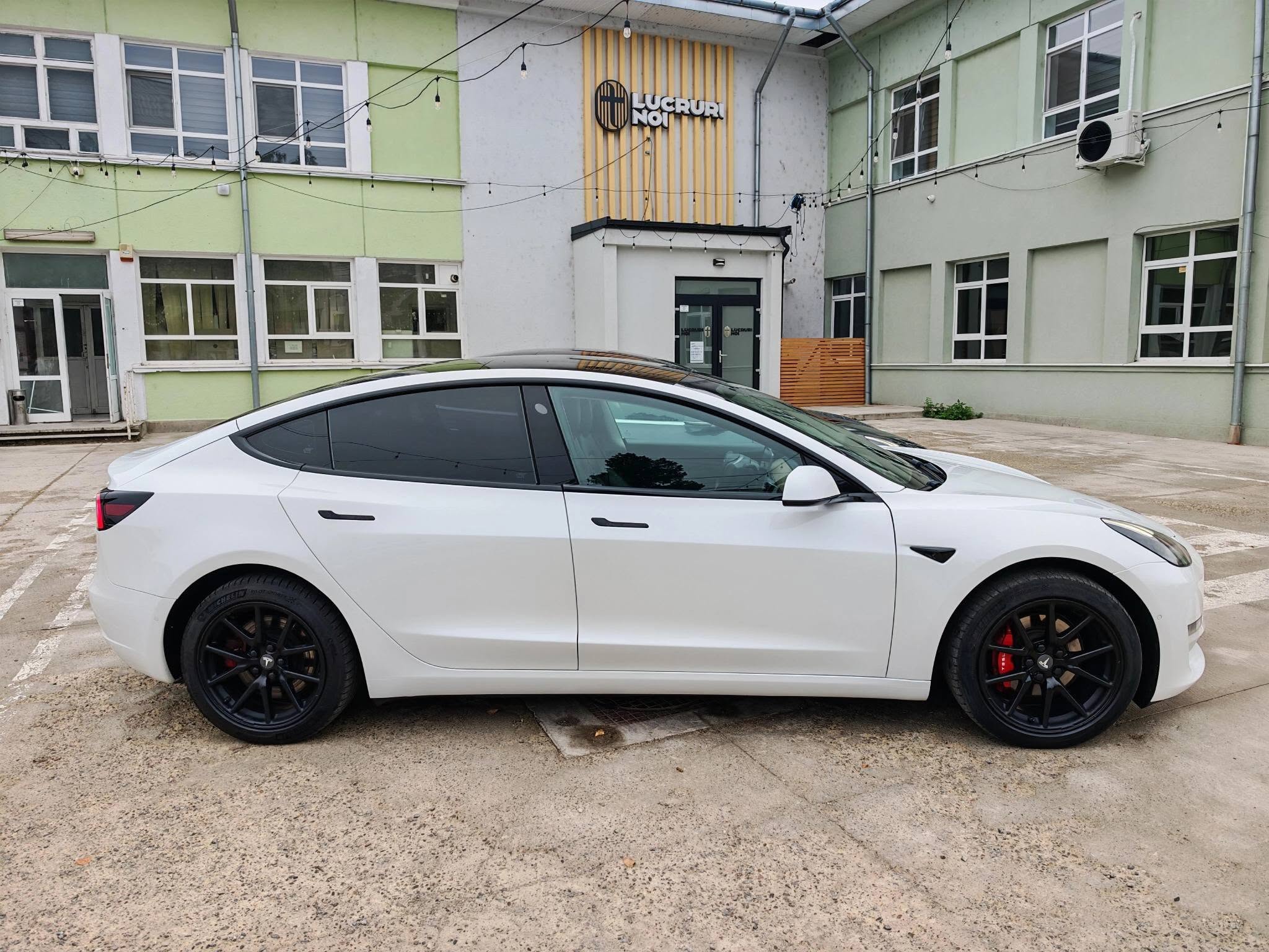 
								Tesla Model 3 LR AWD – 120.000 km – BATERIE NOUA! – 2019 full									