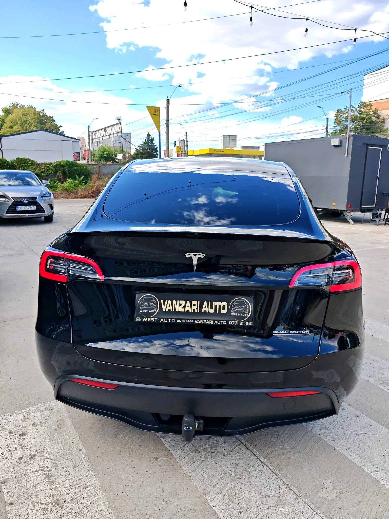 
								TESLA MODEL Y PERFORMANCE AWD (DUAL MOTOR) – 82 kWh – GIGAGFACTORY BERLIN full									