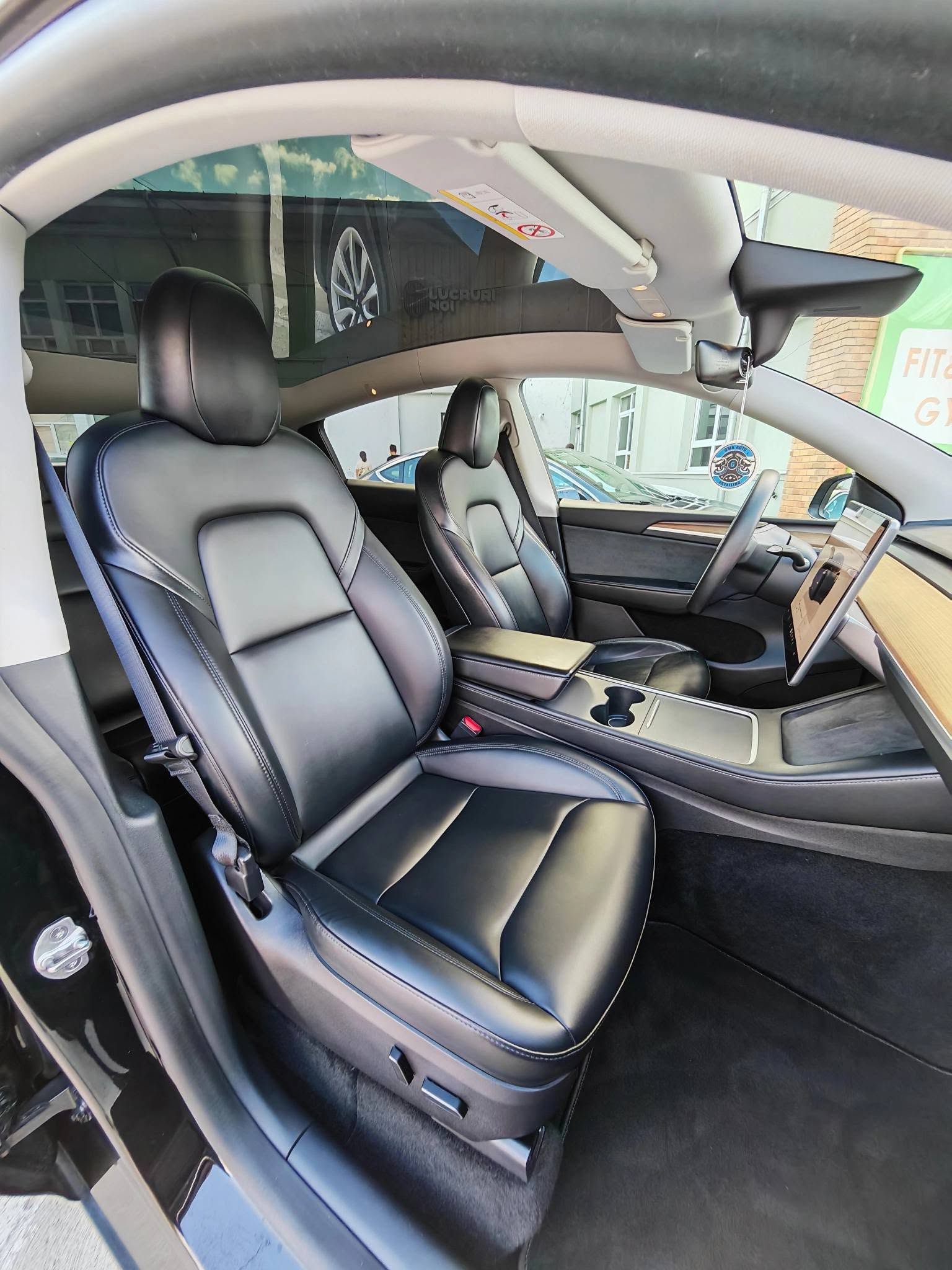 
								TESLA MODEL Y PERFORMANCE AWD (DUAL MOTOR) – 82 kWh – GIGAGFACTORY BERLIN full									